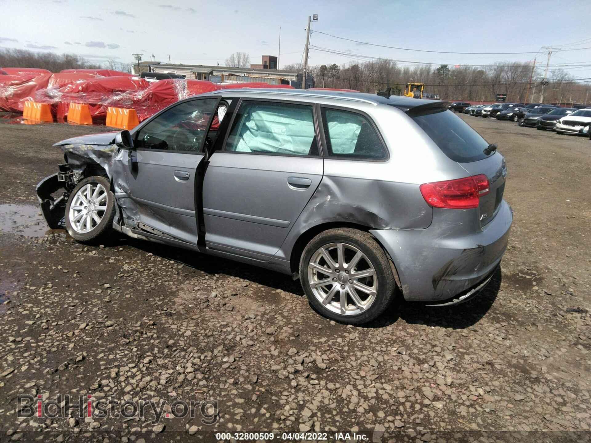 2012 AUDI A3 - VIN: WAUKJAFMXCA092428 - Фото 3