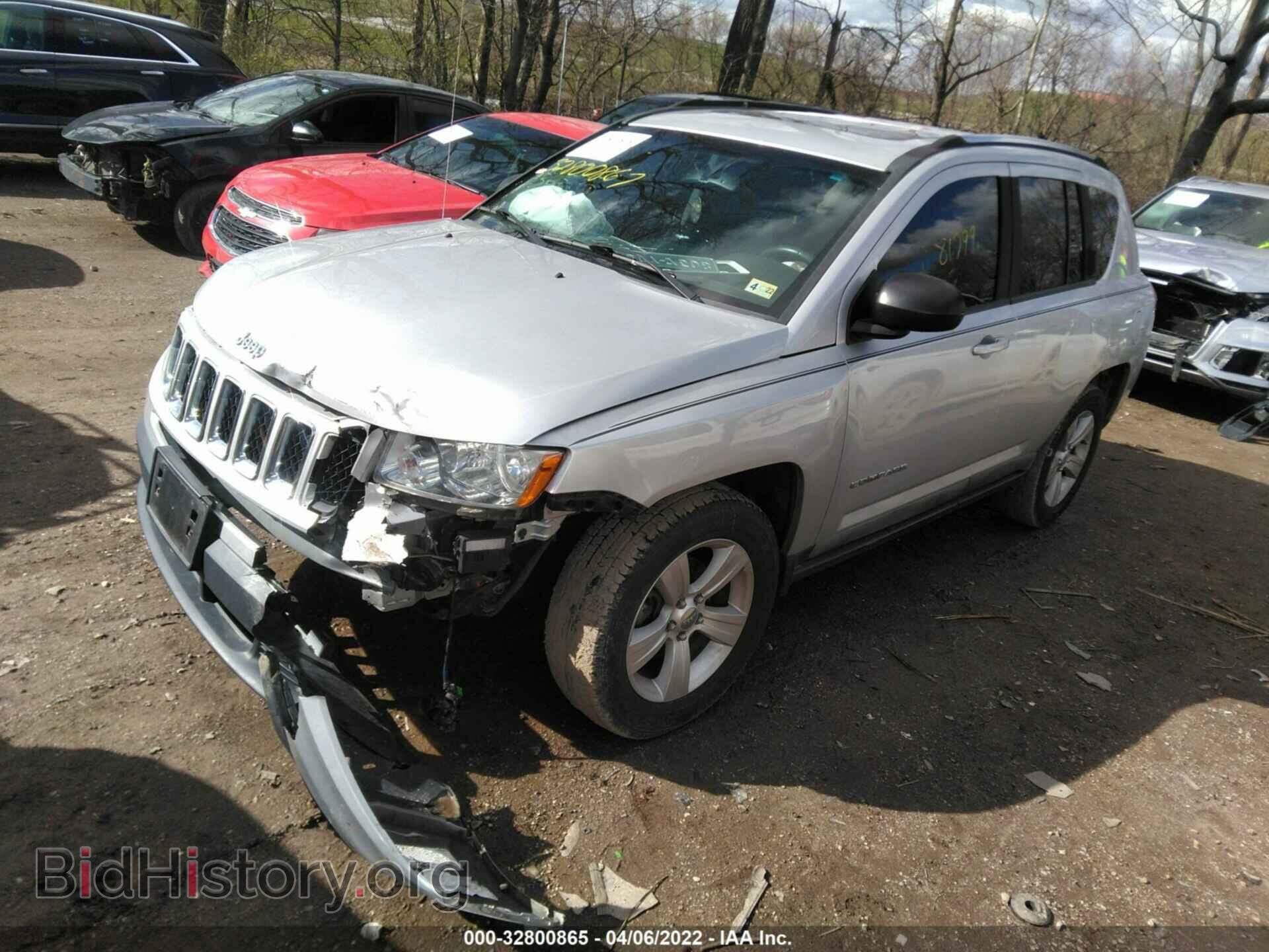 2011 JEEP COMPASS - VIN: 1J4NF1FB5BD136522 - Фото 2