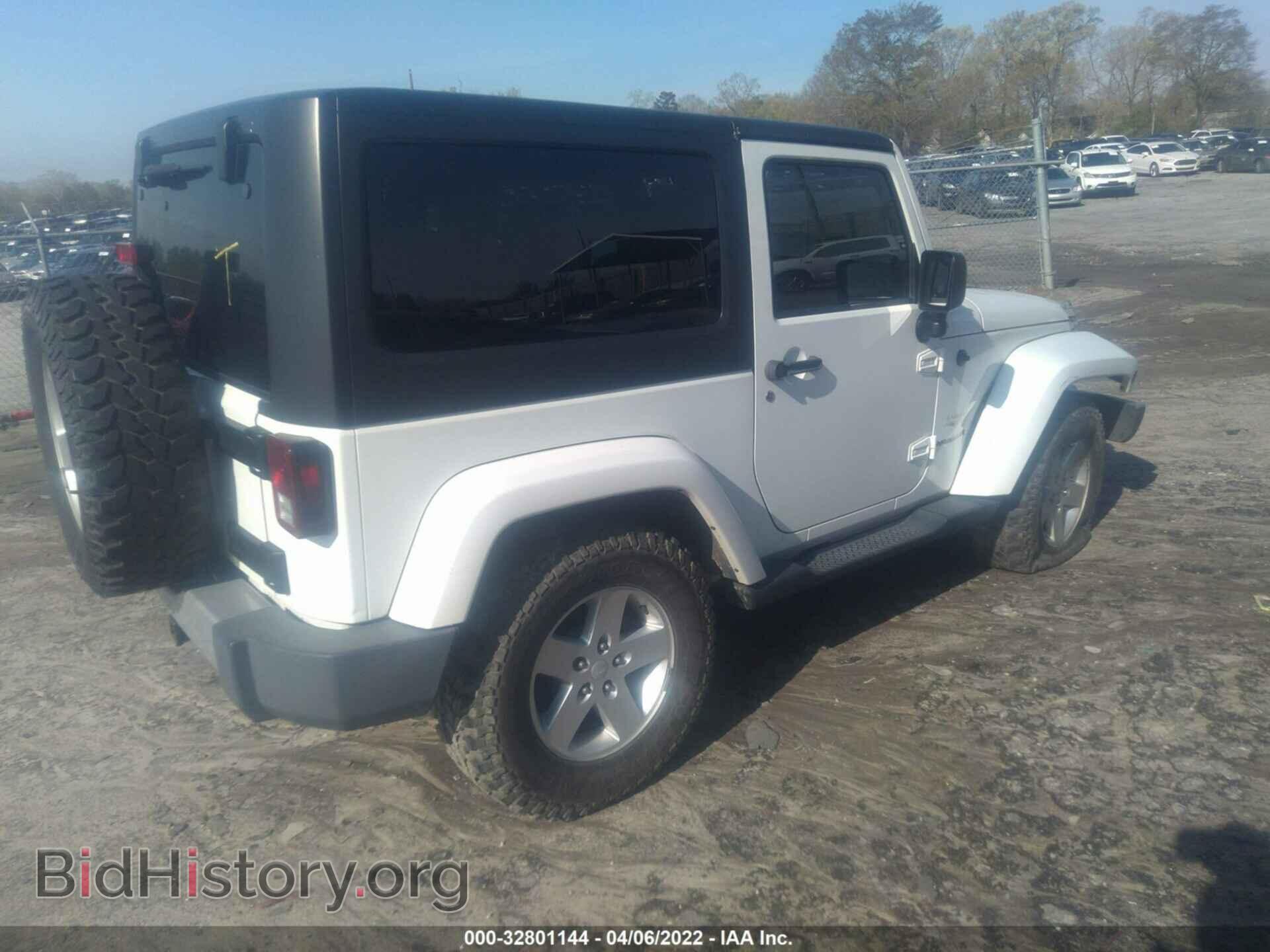2010 JEEP WRANGLER - VIN: 1J4AA5D18AL207697 - Фото 4
