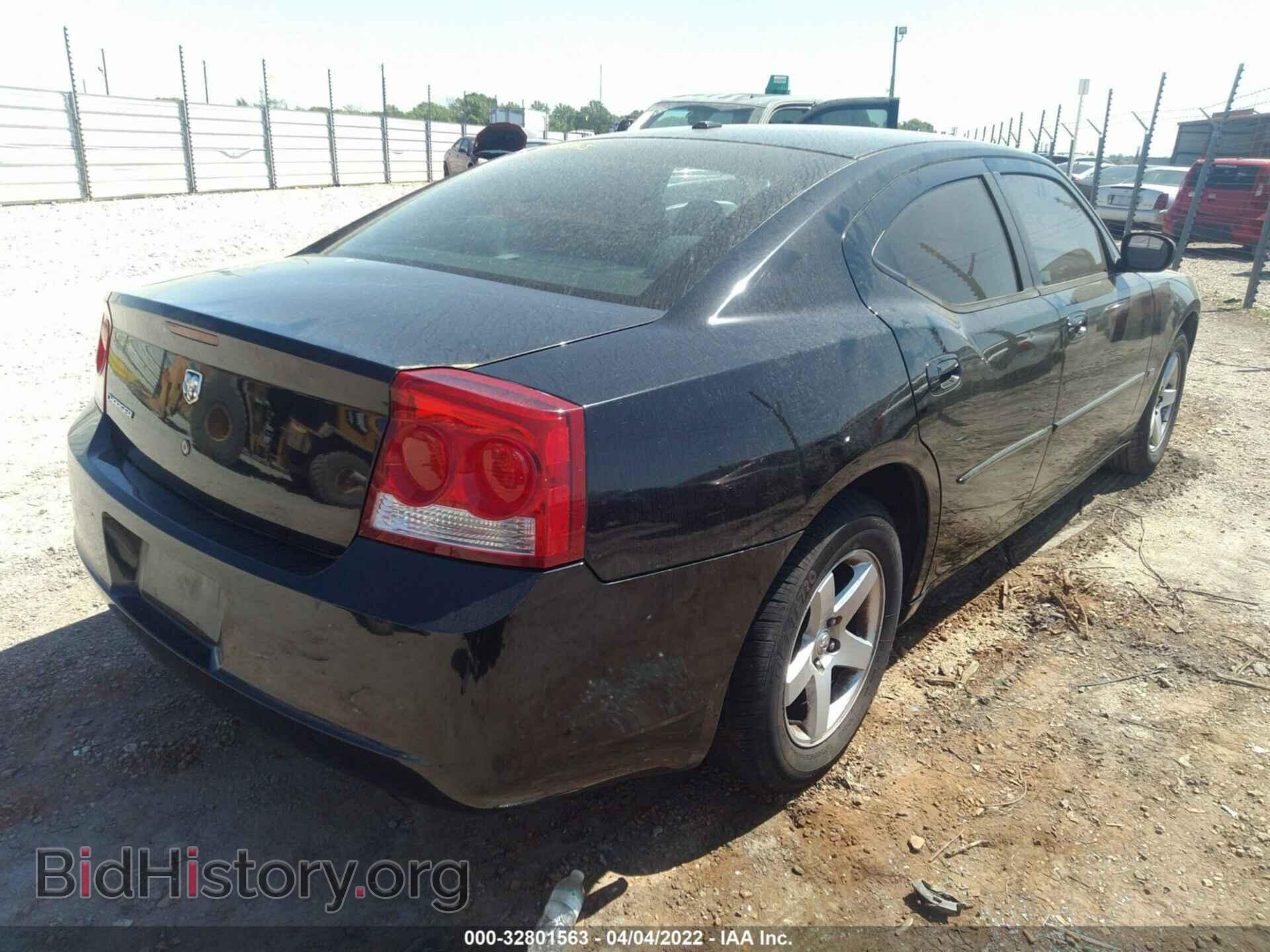 2010 DODGE CHARGER - VIN: 2B3CA3CV9AH226555 - Фото 4