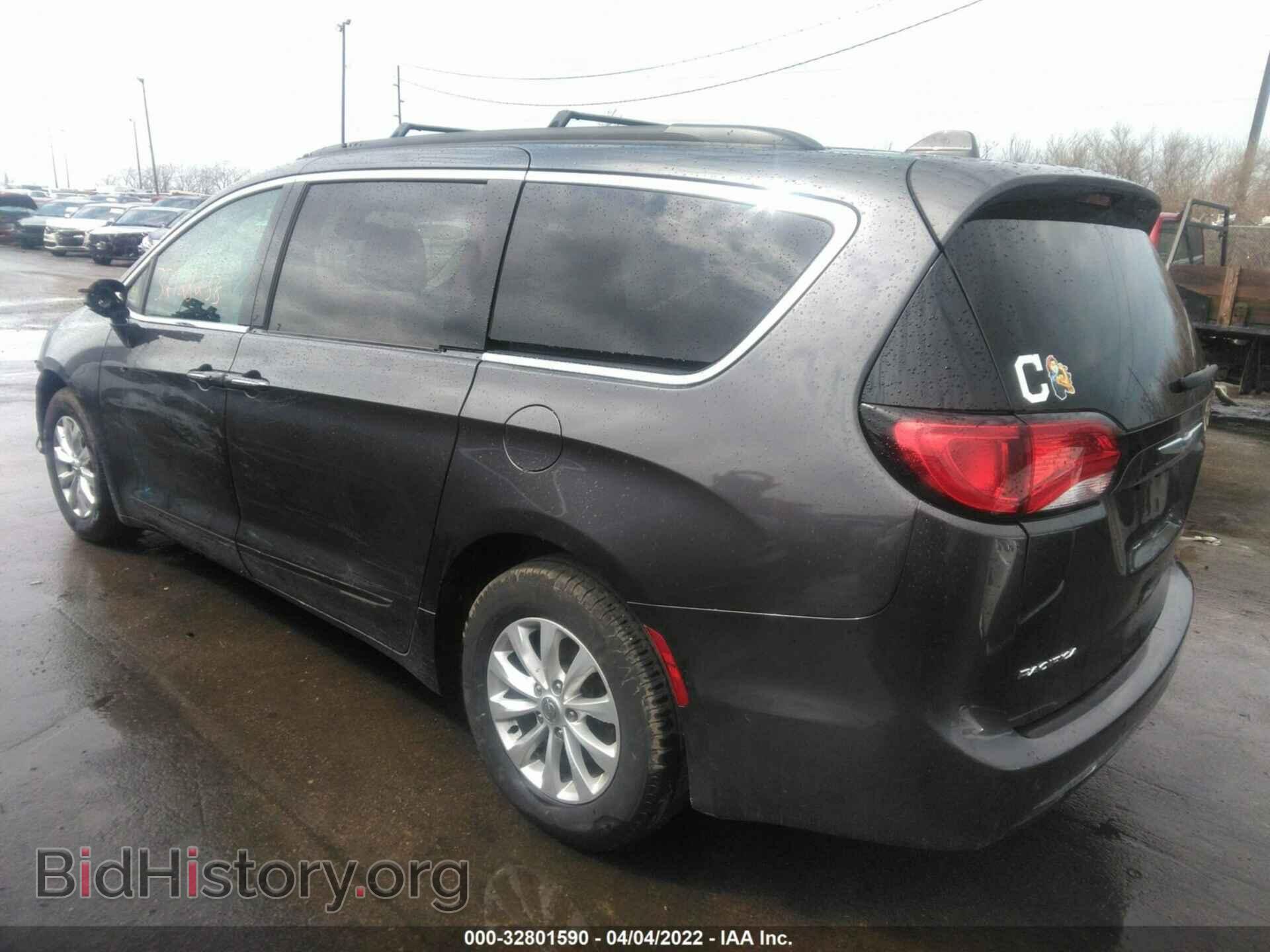 2017 CHRYSLER PACIFICA - VIN: 2C4RC1BGXHR759075 - Фото 3