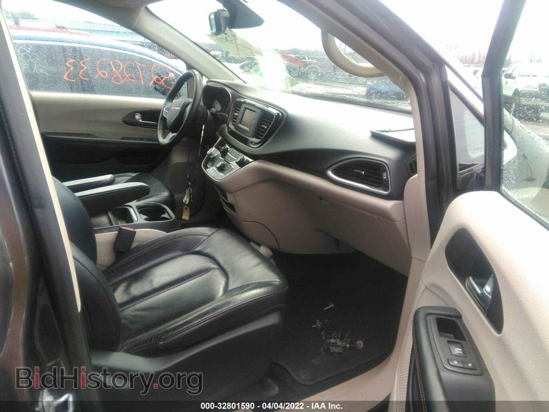 2017 CHRYSLER PACIFICA - VIN: 2C4RC1BGXHR759075 - Фото 5