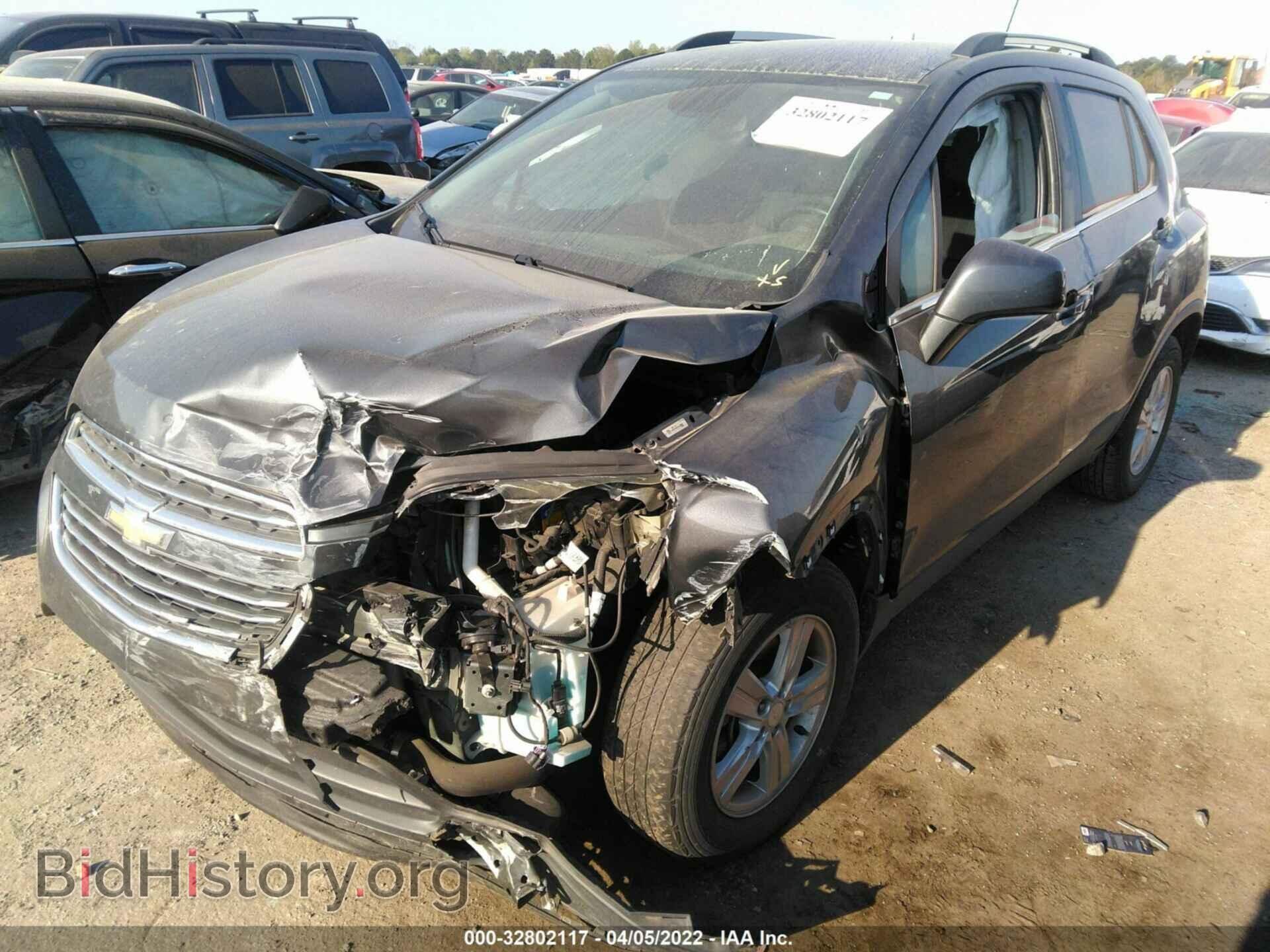 2016 CHEVROLET TRAX - VIN: 3GNCJLSB7GL220220 - Фото 2