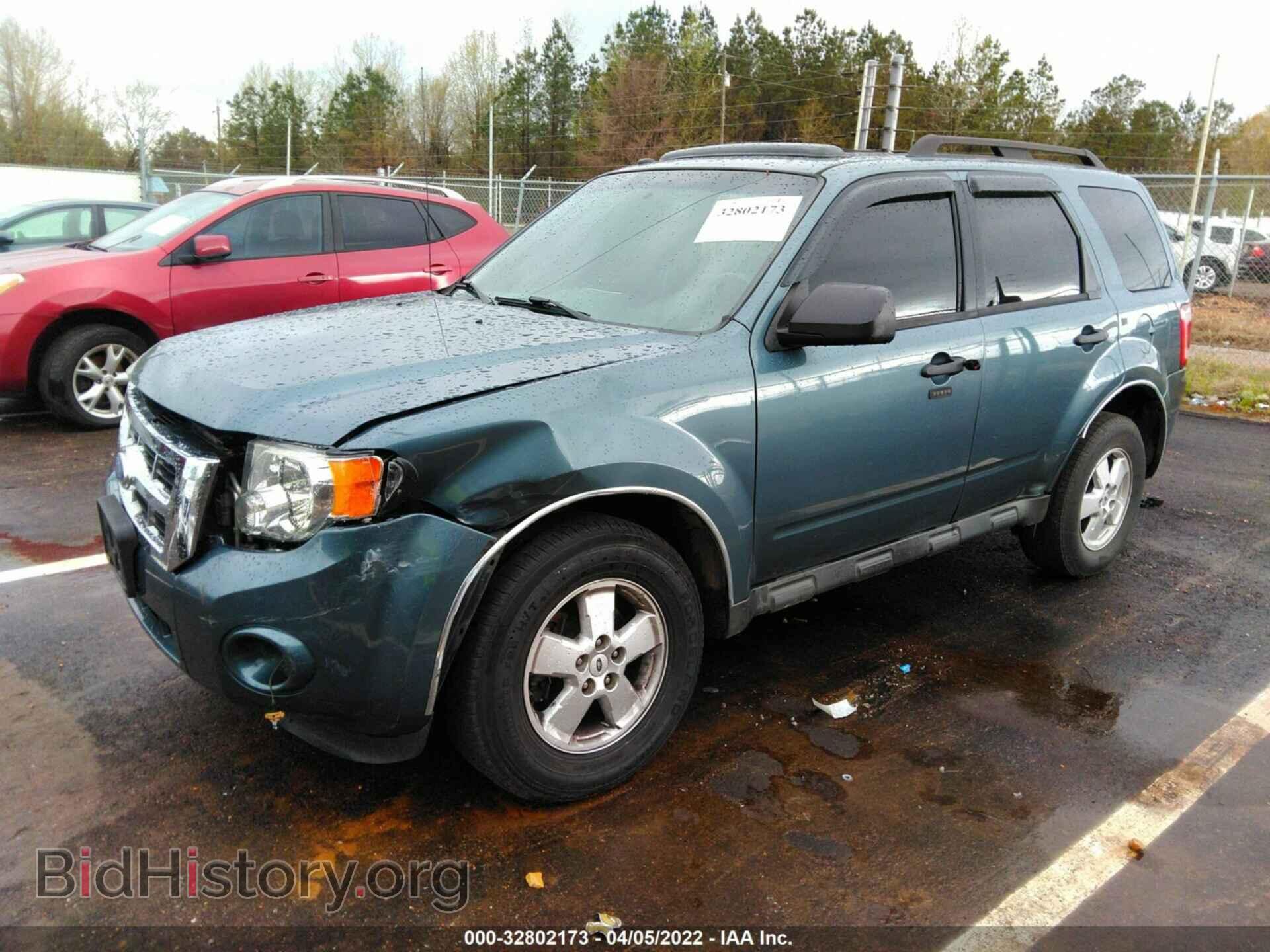 2011 FORD ESCAPE - VIN: 1FMCU9DGXBKC35280 - Фото 2