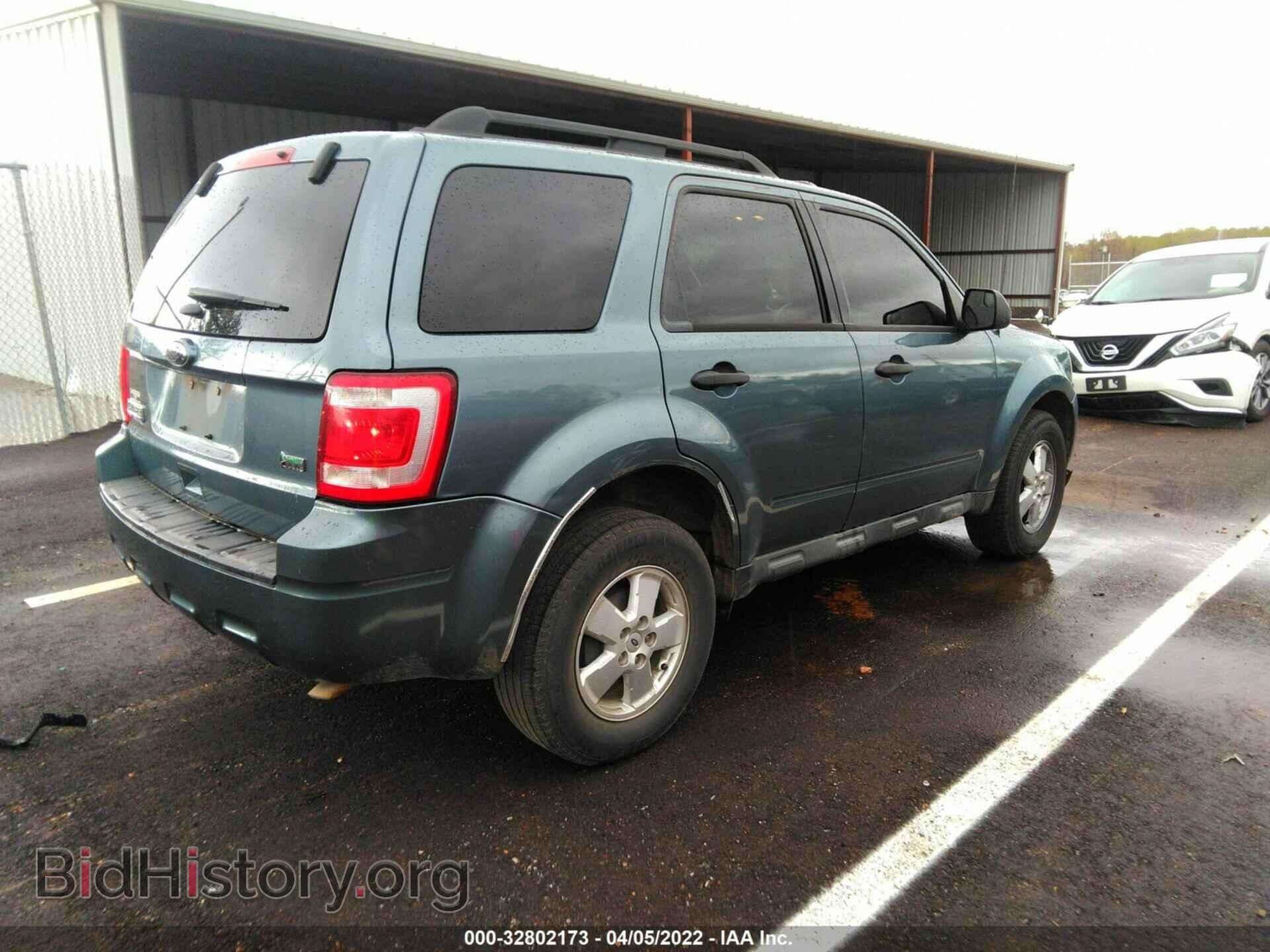 2011 FORD ESCAPE - VIN: 1FMCU9DGXBKC35280 - Фото 4