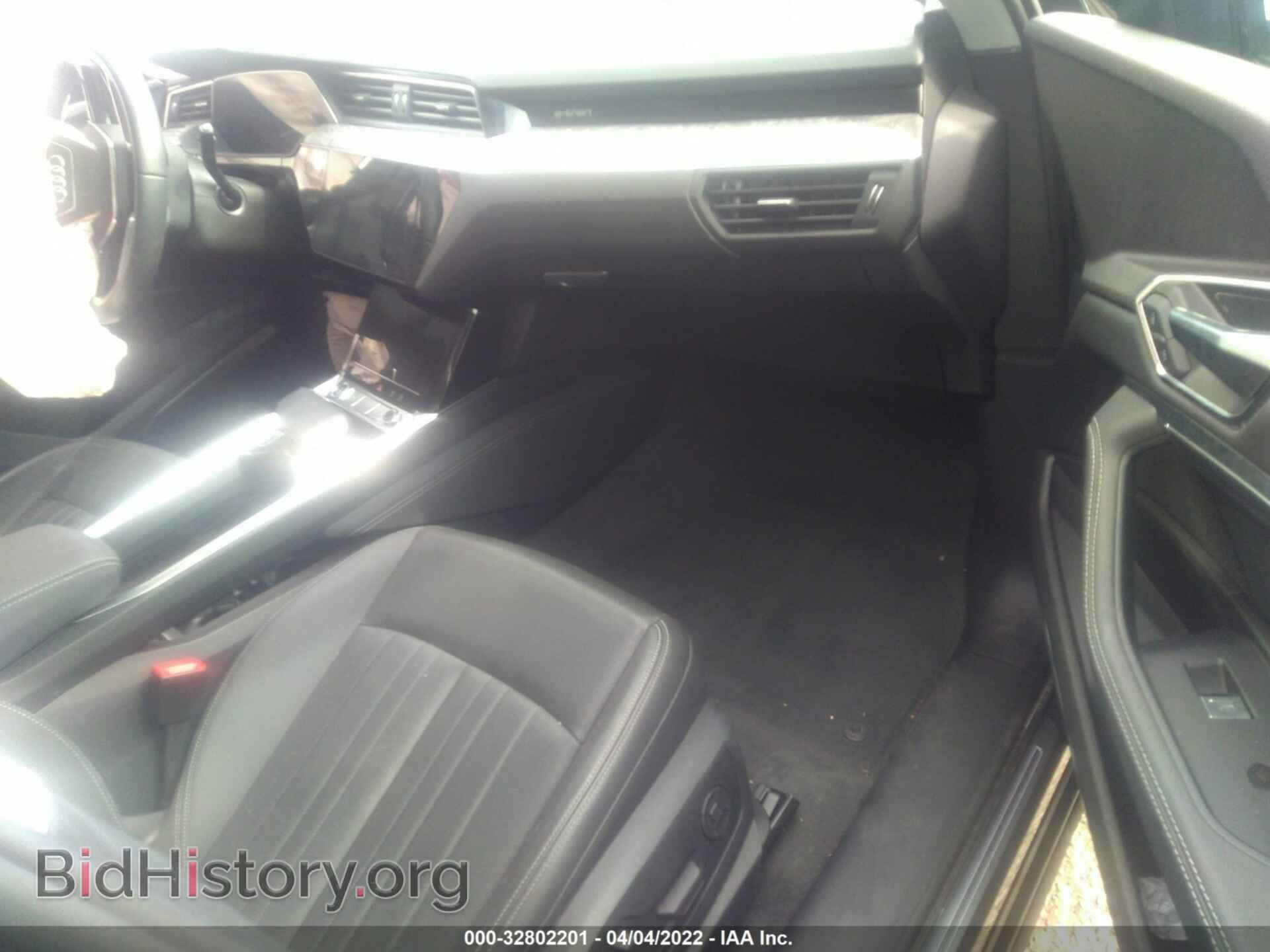 2021 AUDI E-TRON - VIN: WA1LAAGE5MB001117 - Photo 5