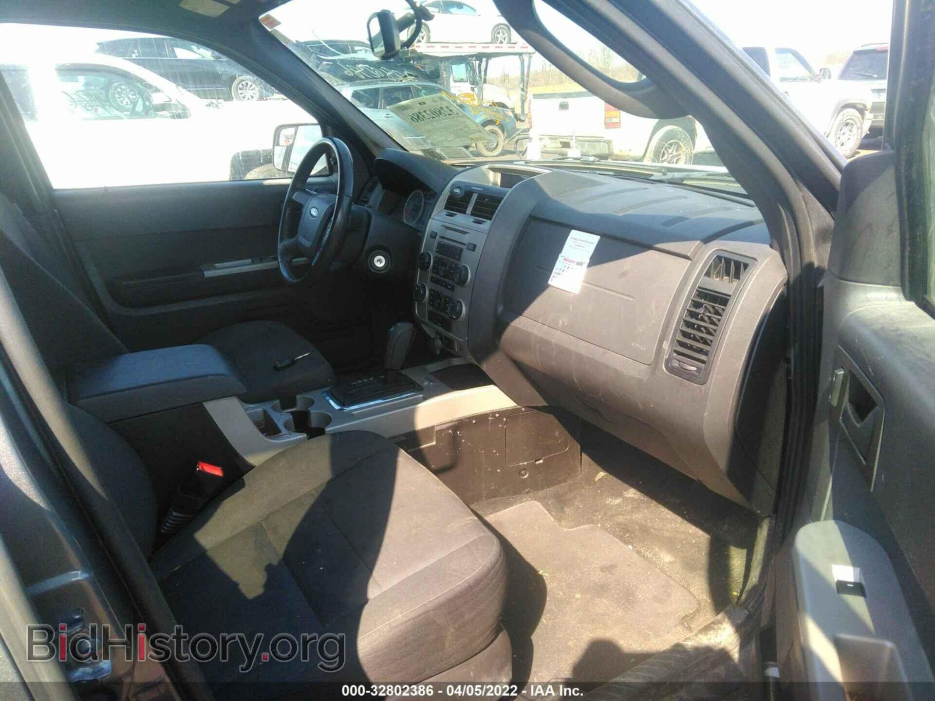 2011 FORD ESCAPE - VIN: 1FMCU9D72BKB47792 - Фото 5
