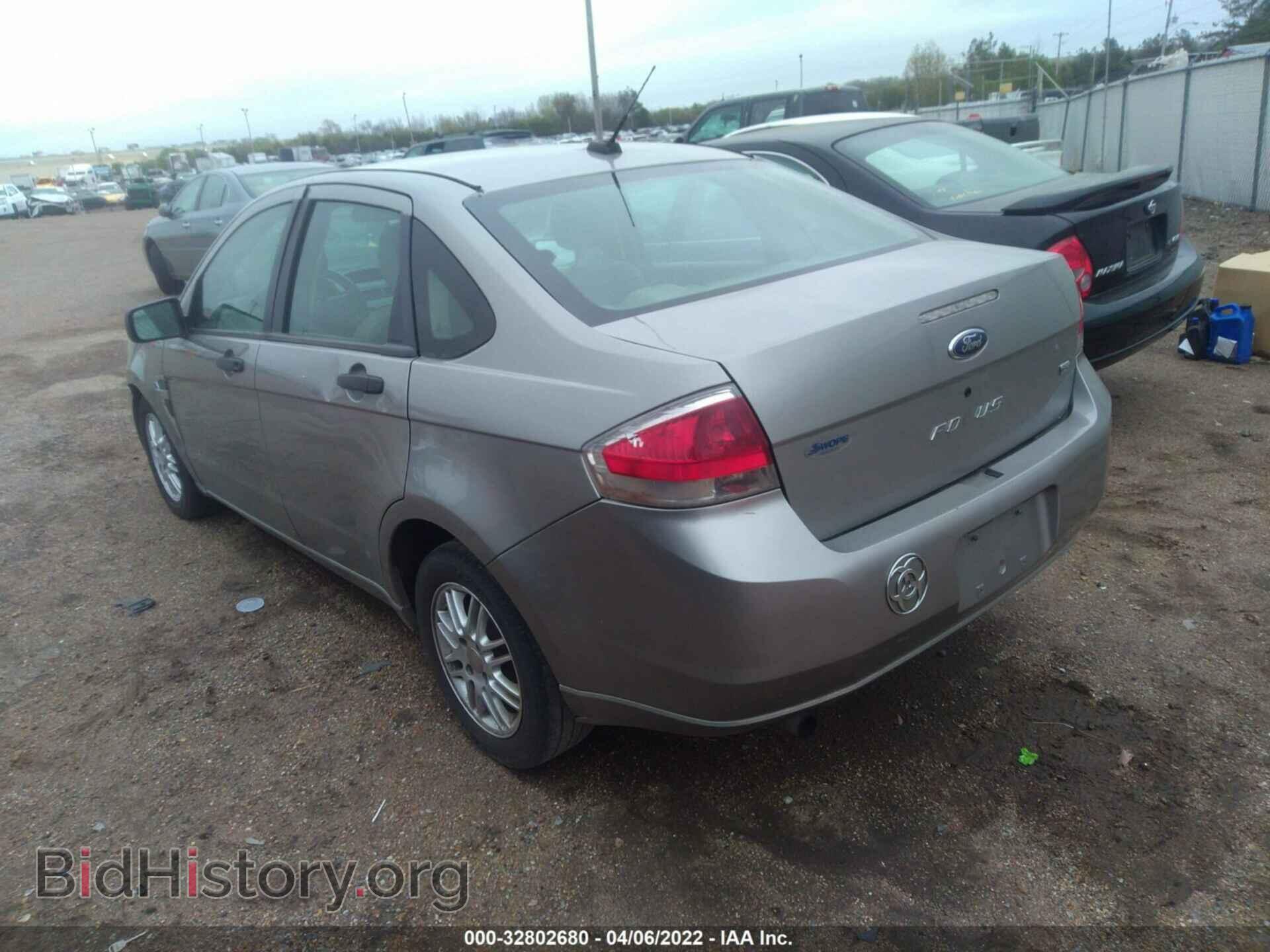 2008 FORD FOCUS - VIN: 1FAHP35NX8W215467 - Фото 3