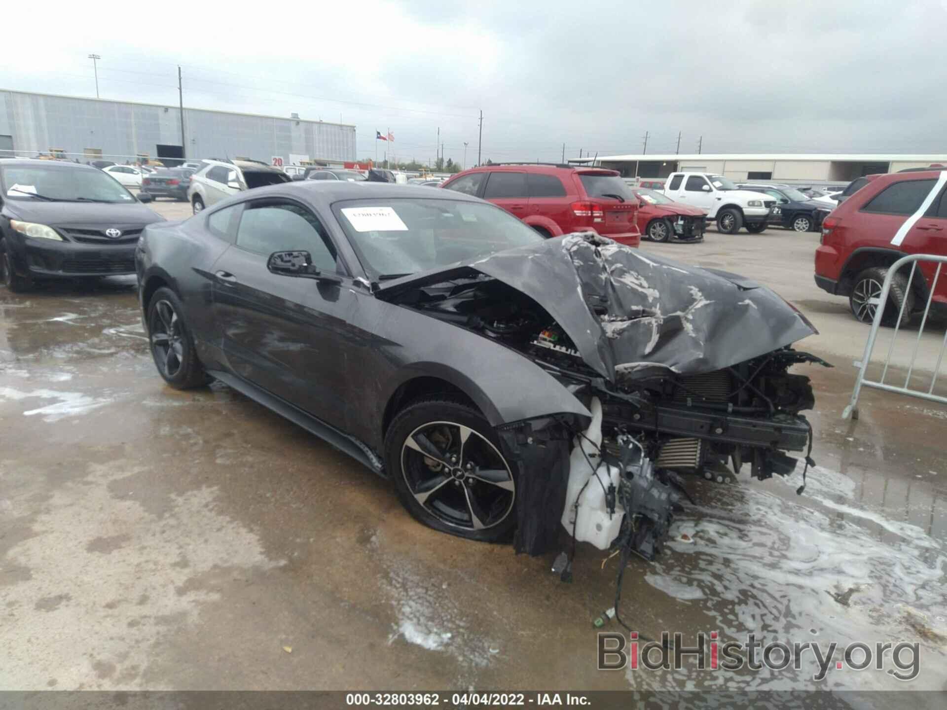 Photo 1FA6P8TH4J5165601 - FORD MUSTANG 2018