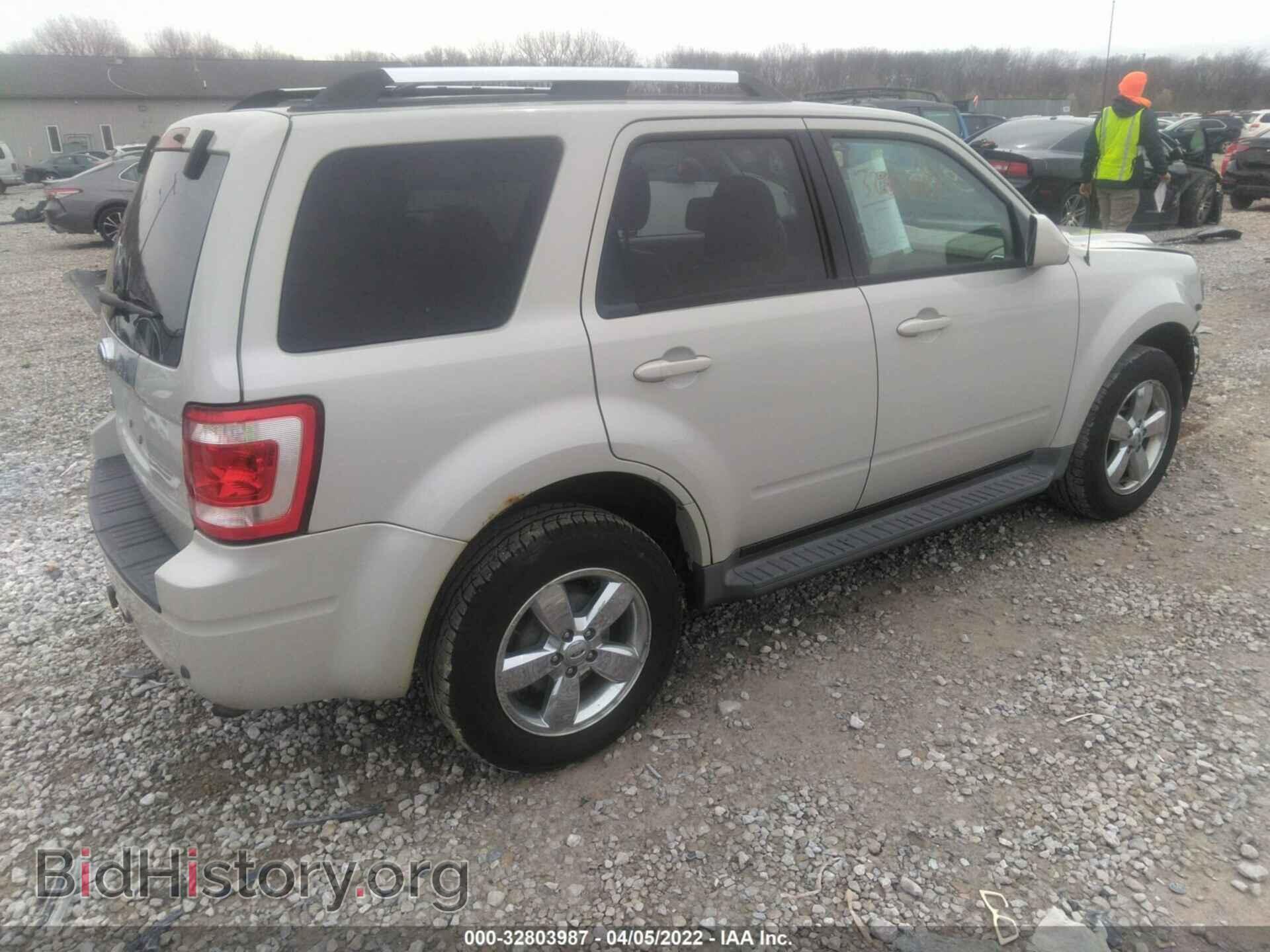 2009 FORD ESCAPE - VIN: 1FMCU04G49KD05815 - Фото 4