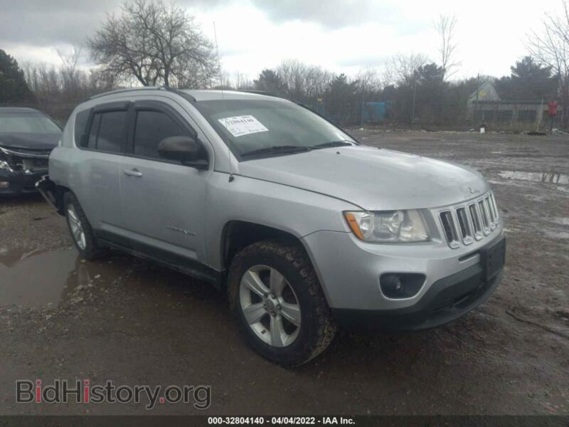 2011 Jeep COMPASS Latitude (VIN 1J4NF1FB9BD197064) — фото 1 из 12, IAAI, повреждение: по всему кузову