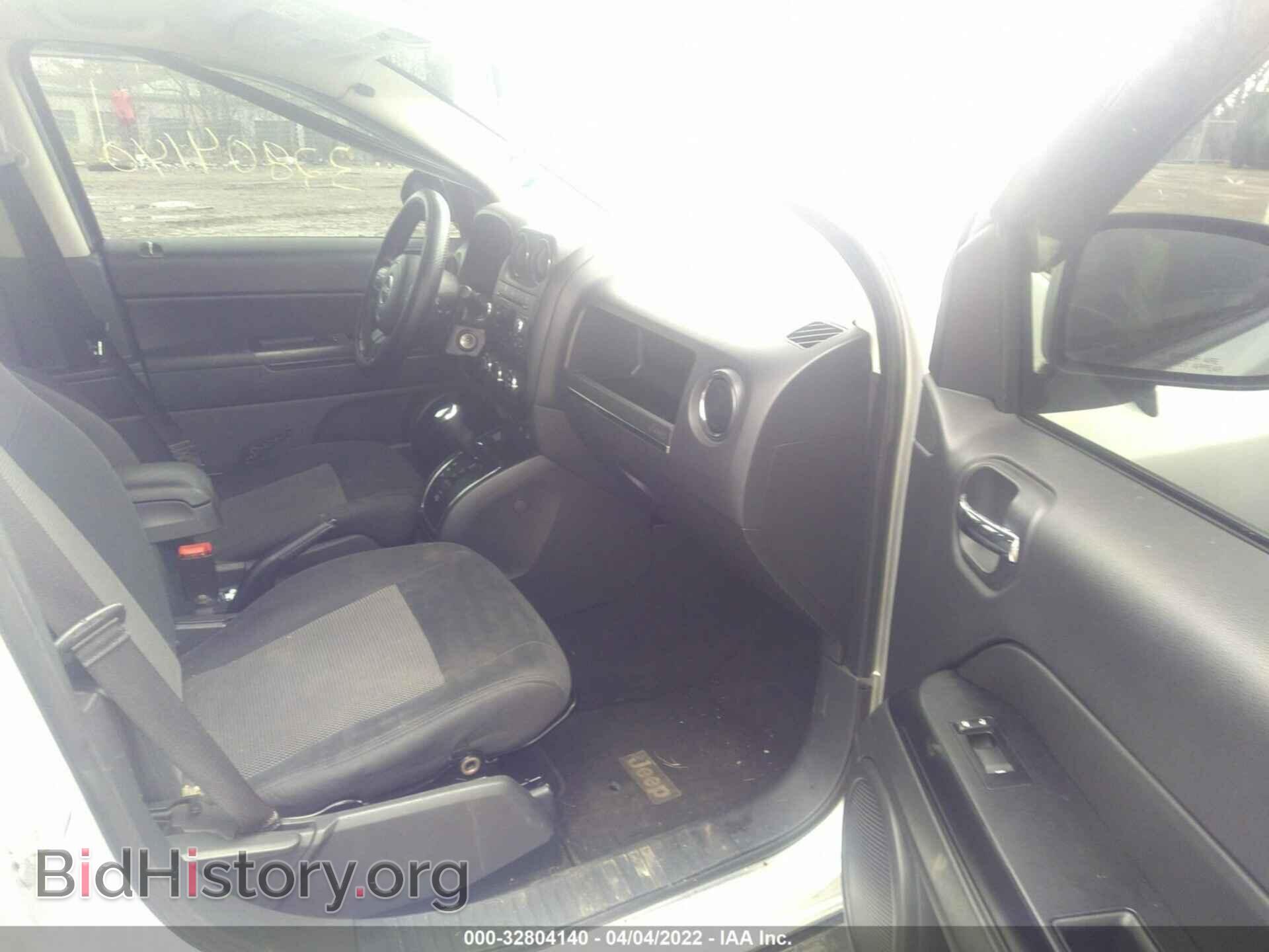 2011 JEEP COMPASS - VIN: 1J4NF1FB9BD197064 - Photo 5