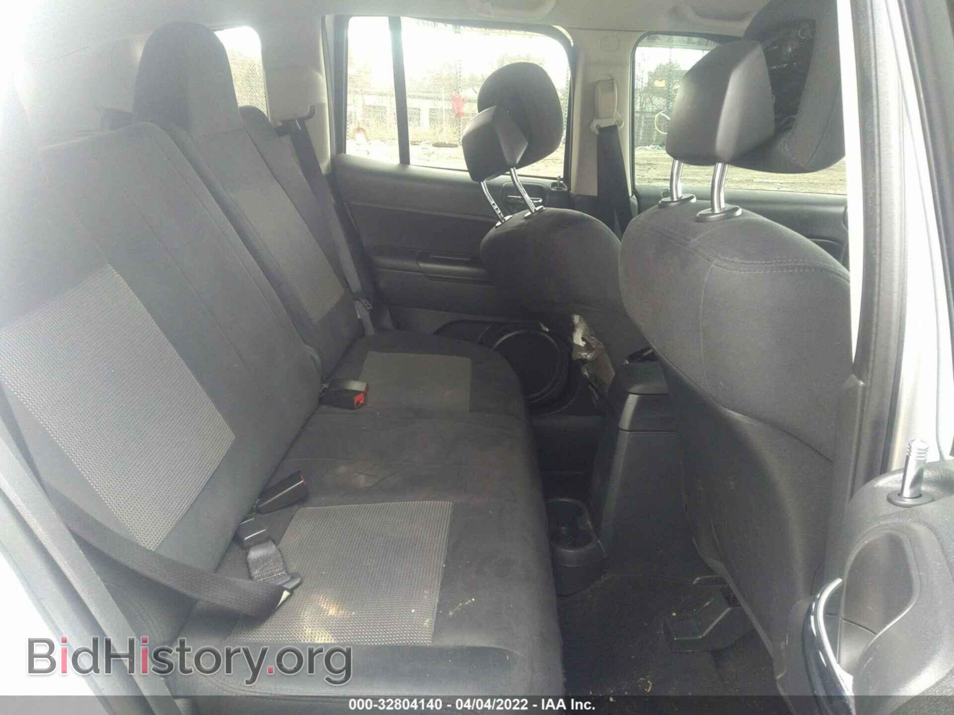 2011 JEEP COMPASS - VIN: 1J4NF1FB9BD197064 - Photo 8