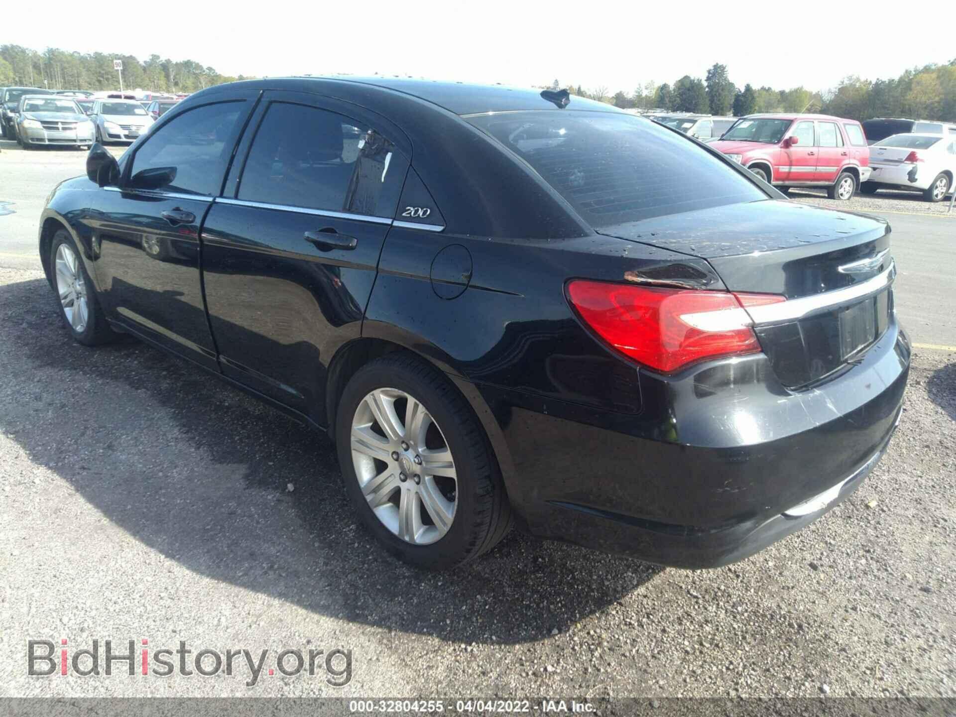 2012 CHRYSLER 200 - VIN: 1C3CCBAB8CN244782 - Фото 3