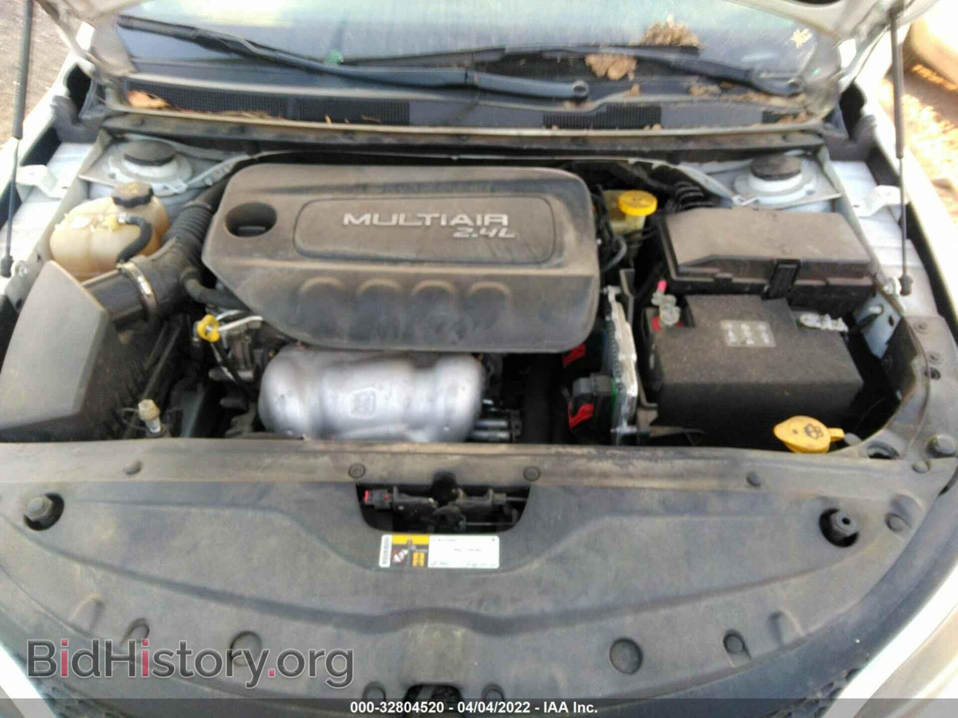 2016 CHRYSLER 200 - VIN: 1C3CCCAB4GN195723 - Фото 10