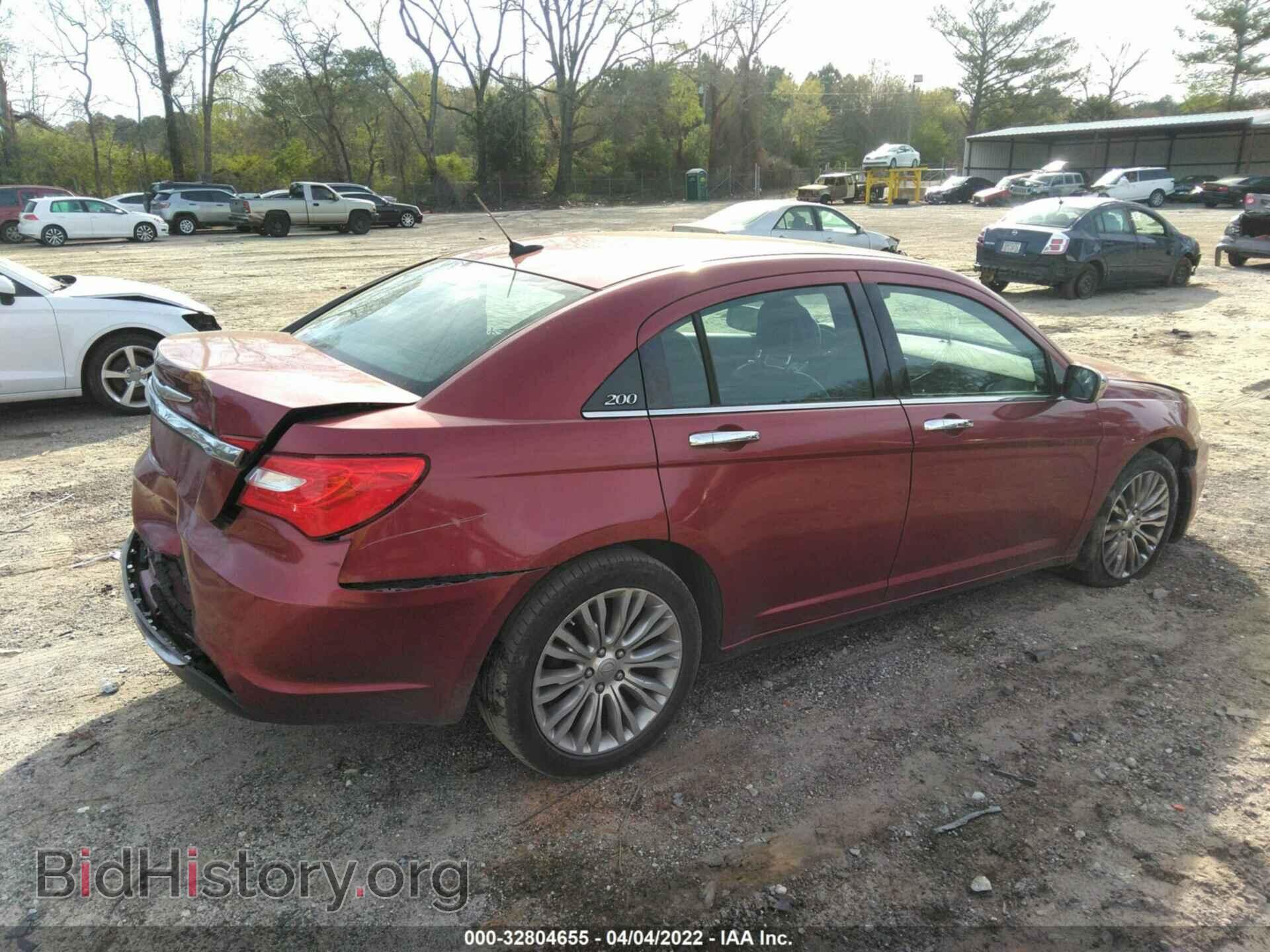 2012 CHRYSLER 200 - VIN: 1C3CCBCG2CN106437 - Фото 4