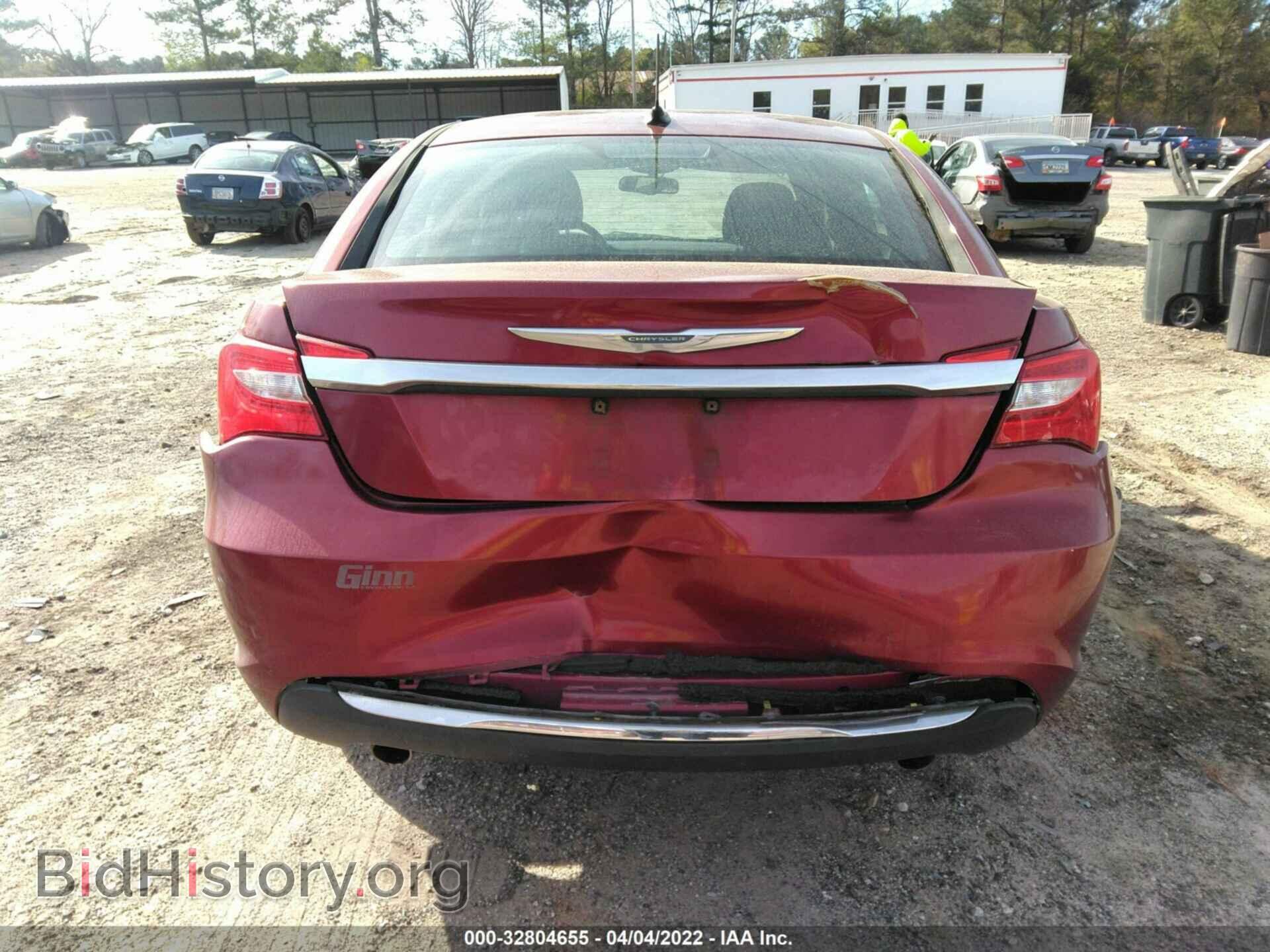 2012 CHRYSLER 200 - VIN: 1C3CCBCG2CN106437 - Фото 6