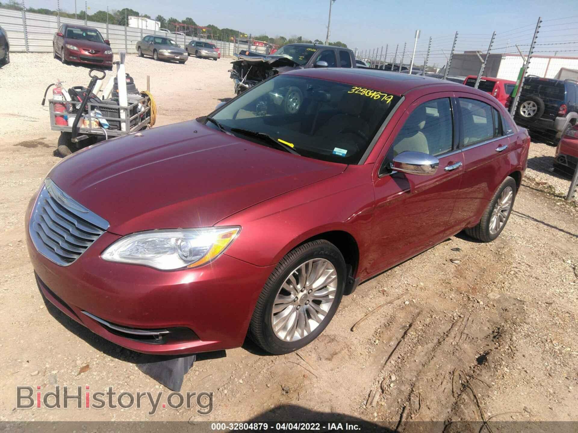 2011 CHRYSLER 200 - VIN: 1C3BC2FB3BN594310 - Фото 2