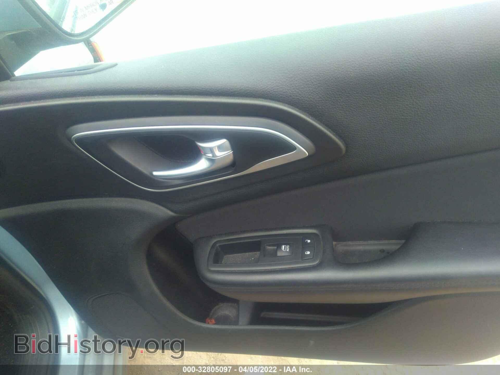 2015 CHRYSLER 200 - VIN: 1C3CCCABXFN621879 - Фото 5