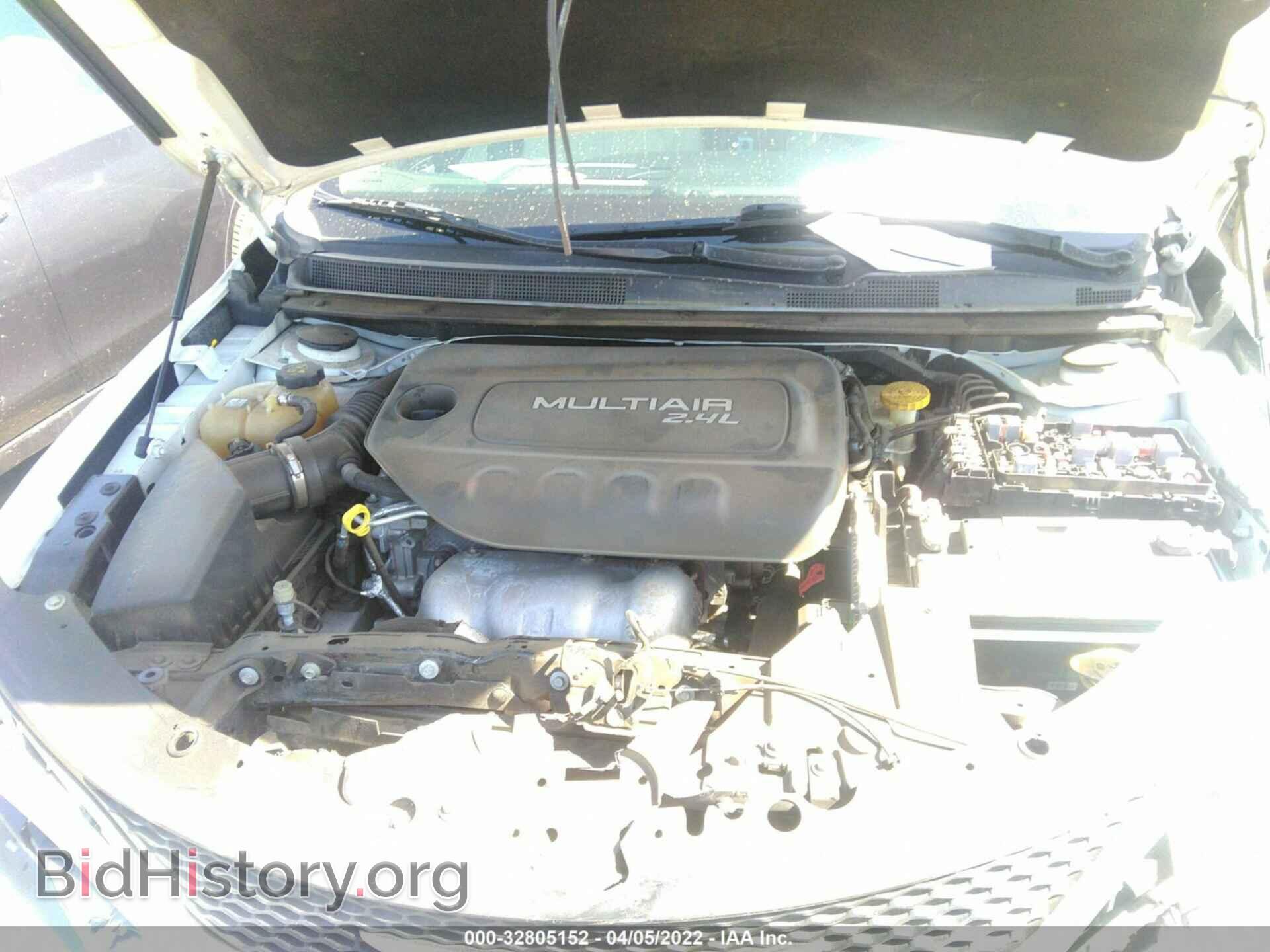 2015 CHRYSLER 200 - VIN: 1C3CCCAB9FN669681 - Фото 10