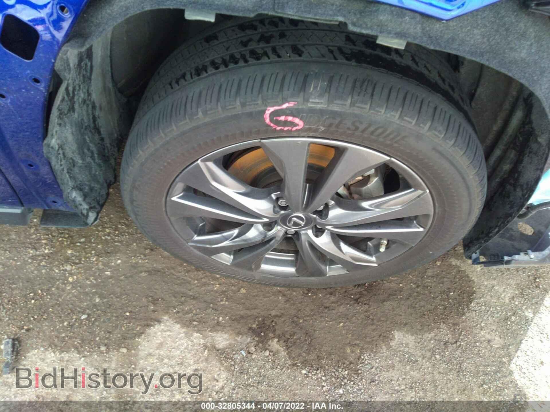 2019 LEXUS UX - VIN: JTHY3JBH5K2004733 - Photo 14