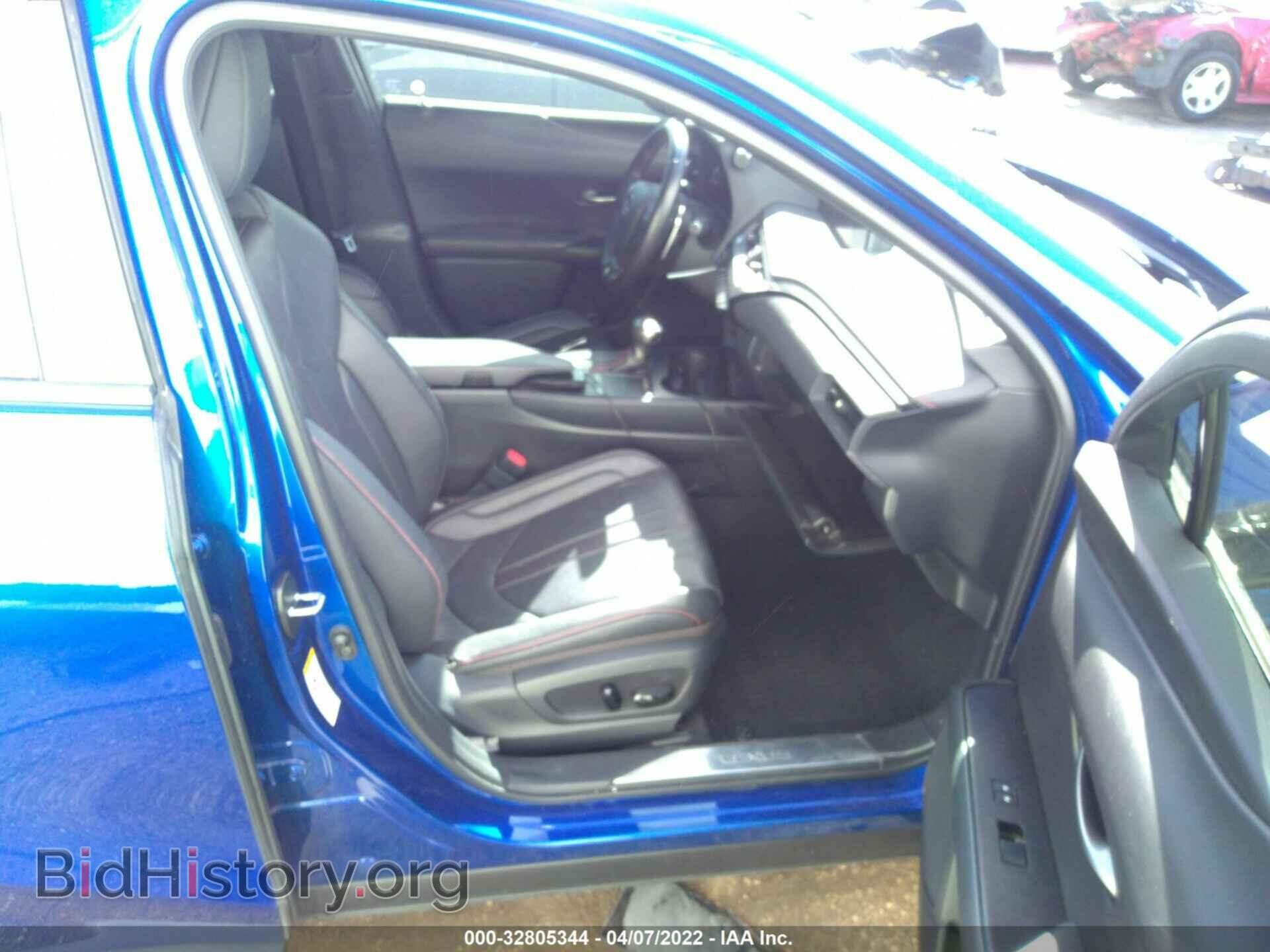 2019 LEXUS UX - VIN: JTHY3JBH5K2004733 - Photo 5