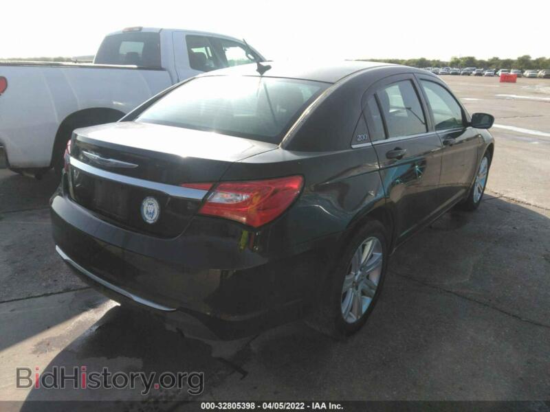 2013 Chrysler 200 (VIN 1C3CCBBB2DN735185) — фото 4 из 11