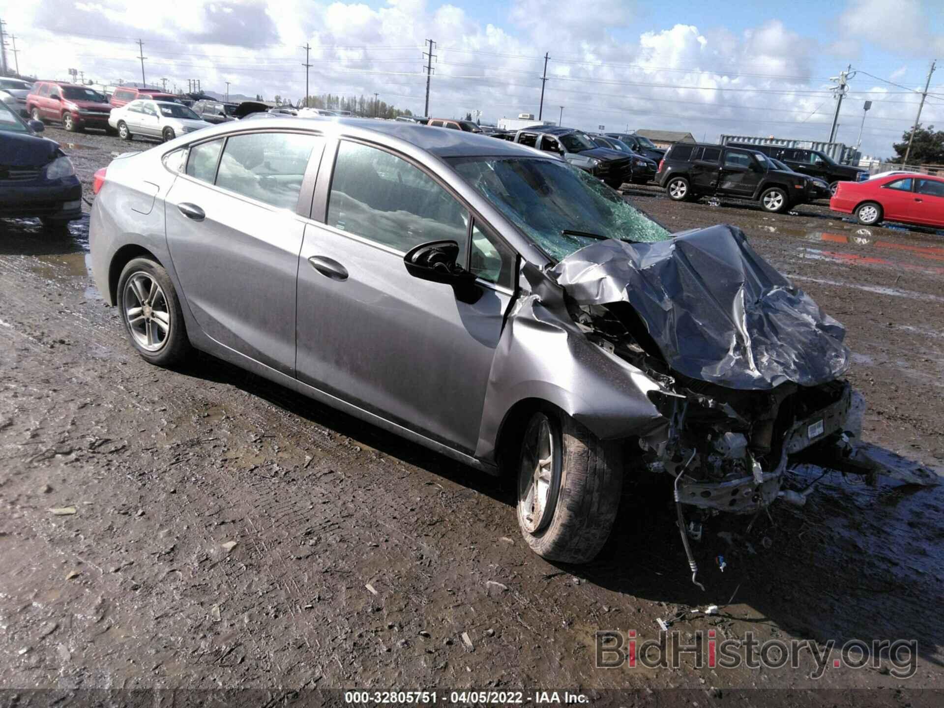 Photo 1G1BE5SM4J7209170 - CHEVROLET CRUZE 2018