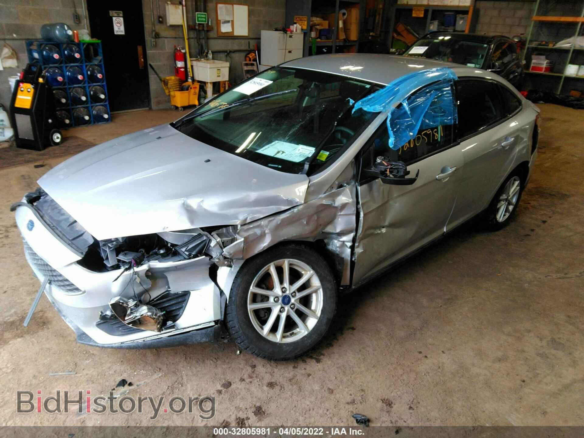 2018 FORD FOCUS - VIN: 1FADP3F25JL207805 - Фото 2