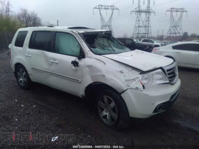 2014 Honda PILOT Touring, белый — VIN 5FNYF4H97EB001392, IAAI