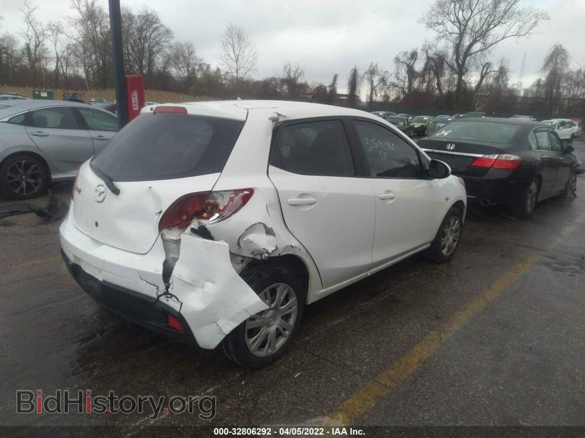 2013 MAZDA MAZDA2 - VIN: JM1DE1KZ4D0164183 - Фото 4
