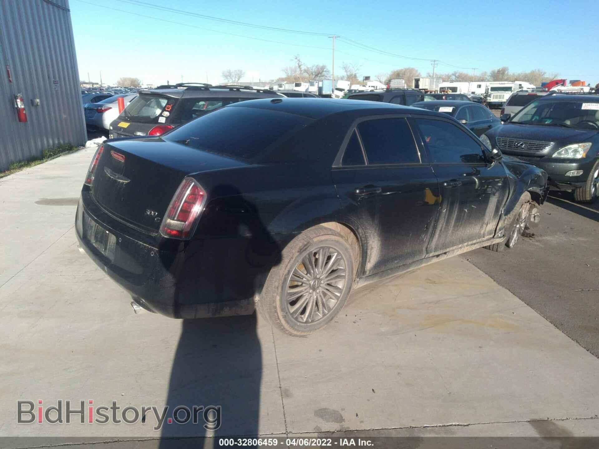 2014 CHRYSLER 300 - VIN: 2C3CCAJTXEH236942 - Фото 4