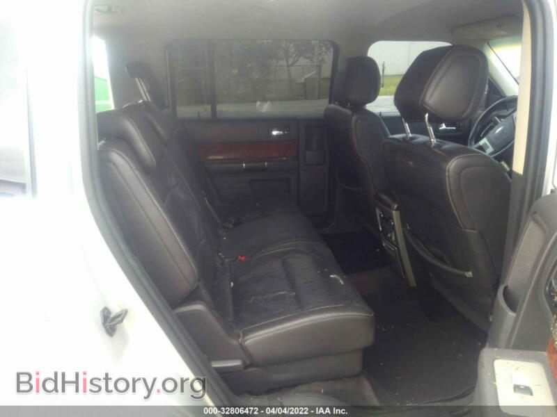 2011 Ford FLEX (VIN 2FMGK5DC0BBD20720) — photo 8 of 12