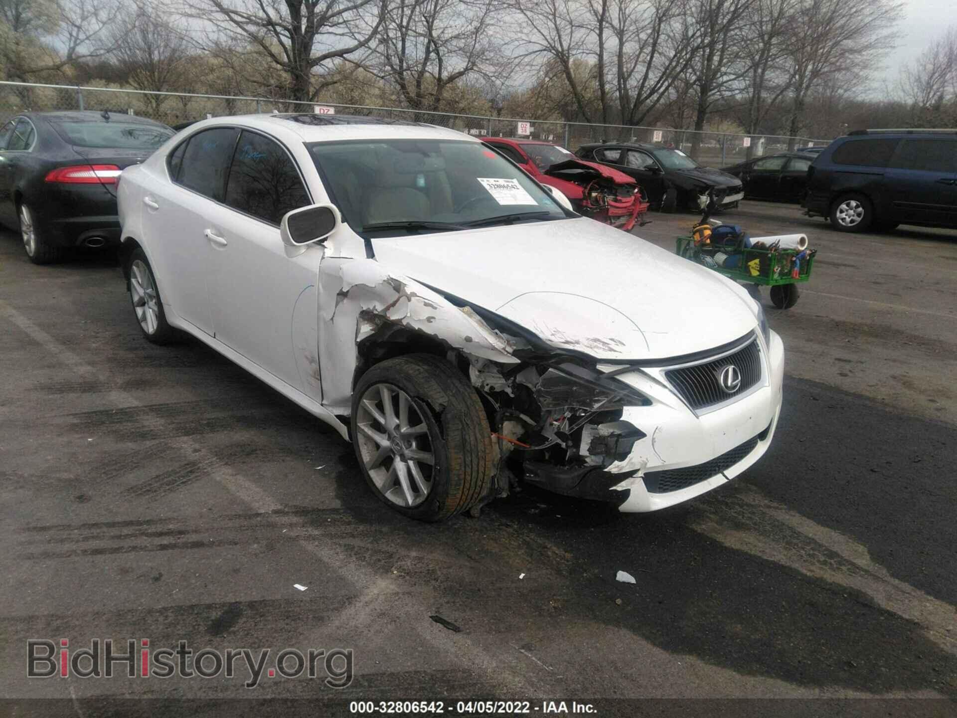 Photo JTHCF5C29C5055980 - LEXUS IS 250 2012