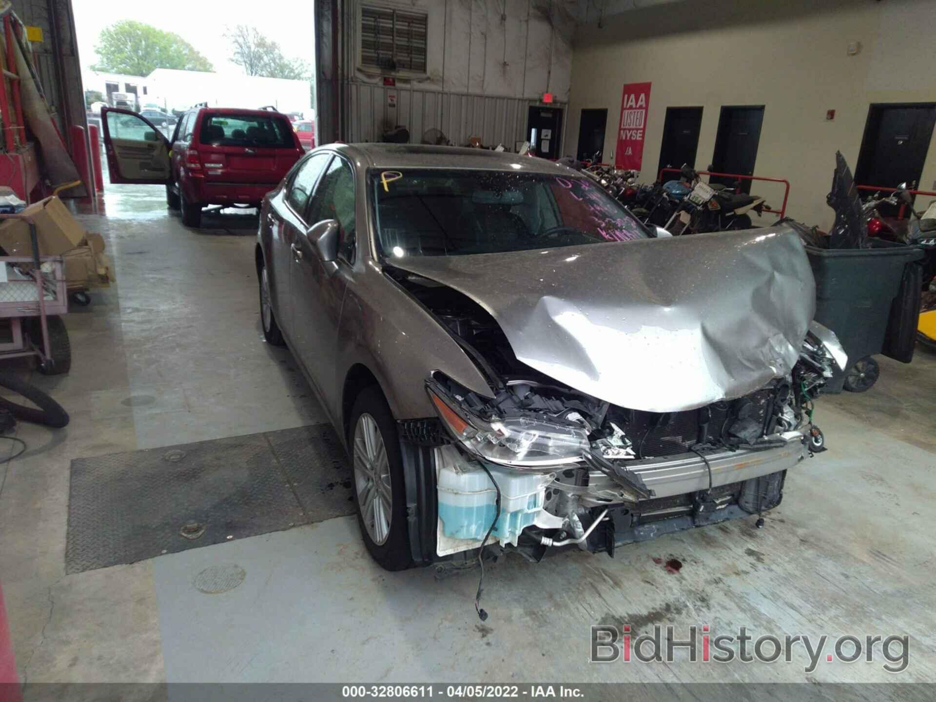 Photo JTHBK1GGXF2174990 - LEXUS ES 350 2015