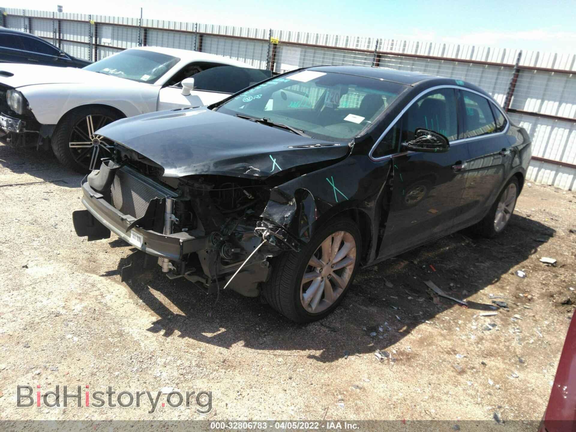 2012 BUICK VERANO - VIN: 1G4PS5SK3C4158569 - Фото 2