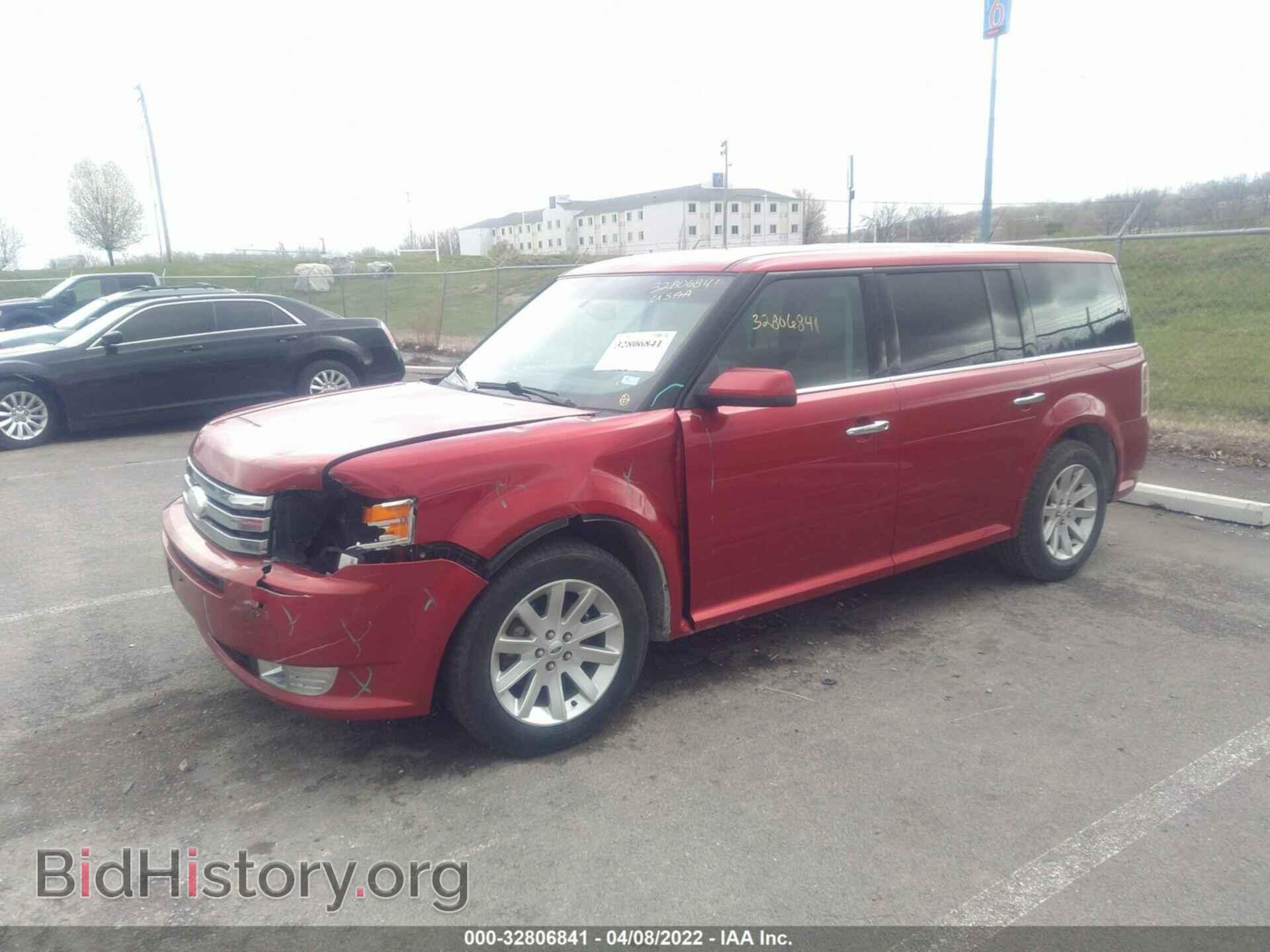 2011 FORD FLEX - VIN: 2FMGK5CCXBBD35632 - Photo 2