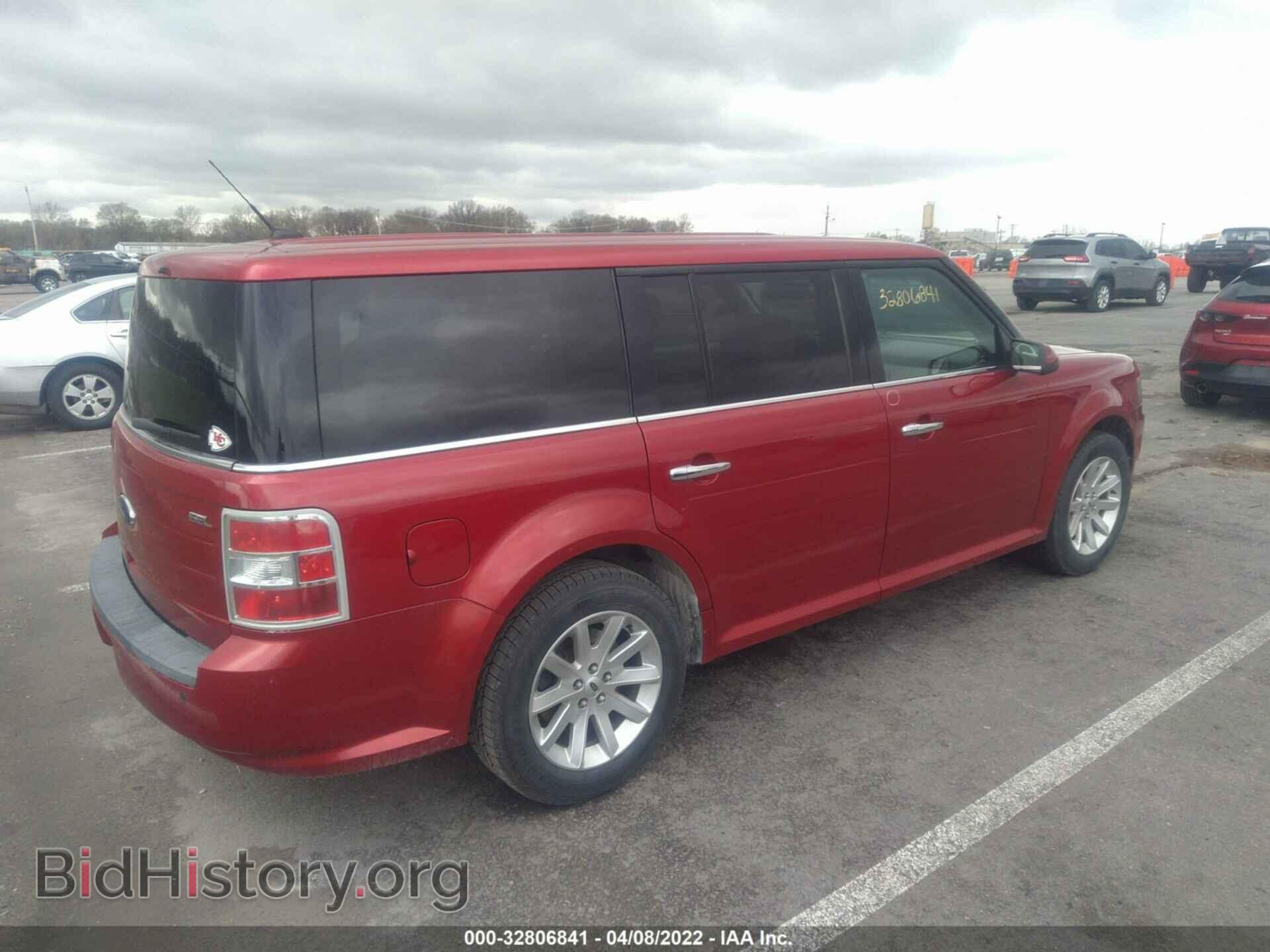 2011 FORD FLEX - VIN: 2FMGK5CCXBBD35632 - Photo 4