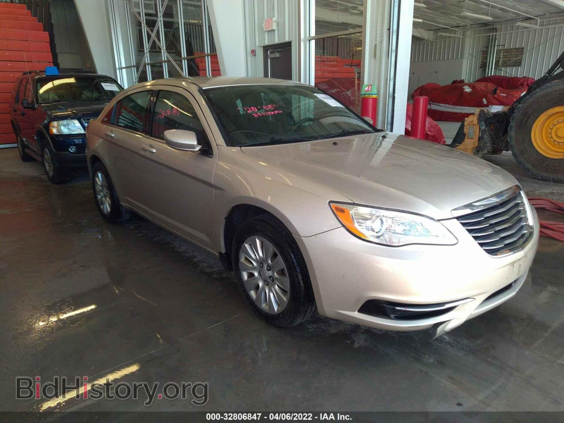 Photo 1C3CCBAB2EN237233 - CHRYSLER 200 2014