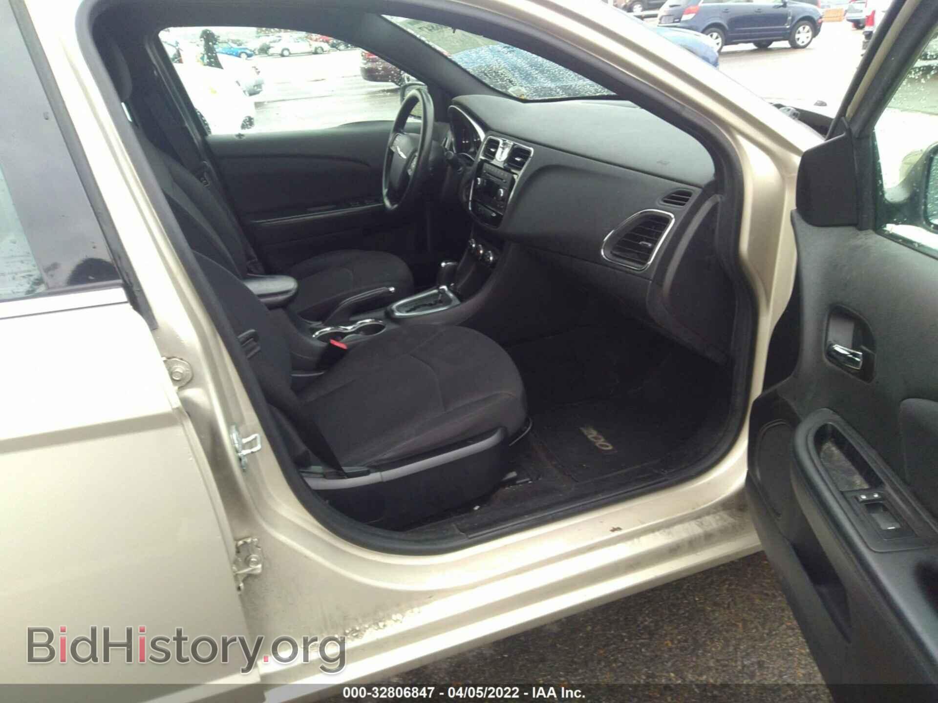 2014 CHRYSLER 200 - VIN: 1C3CCBAB2EN237233 - Photo 5