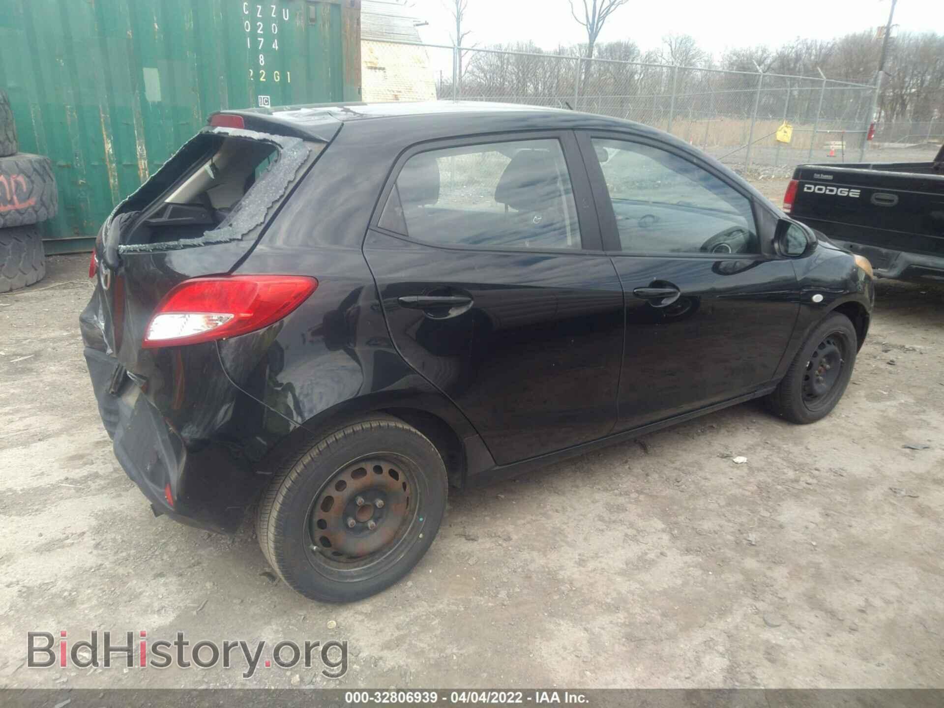 2011 MAZDA MAZDA2 - VIN: JM1DE1HZ5B0112355 - Фото 4