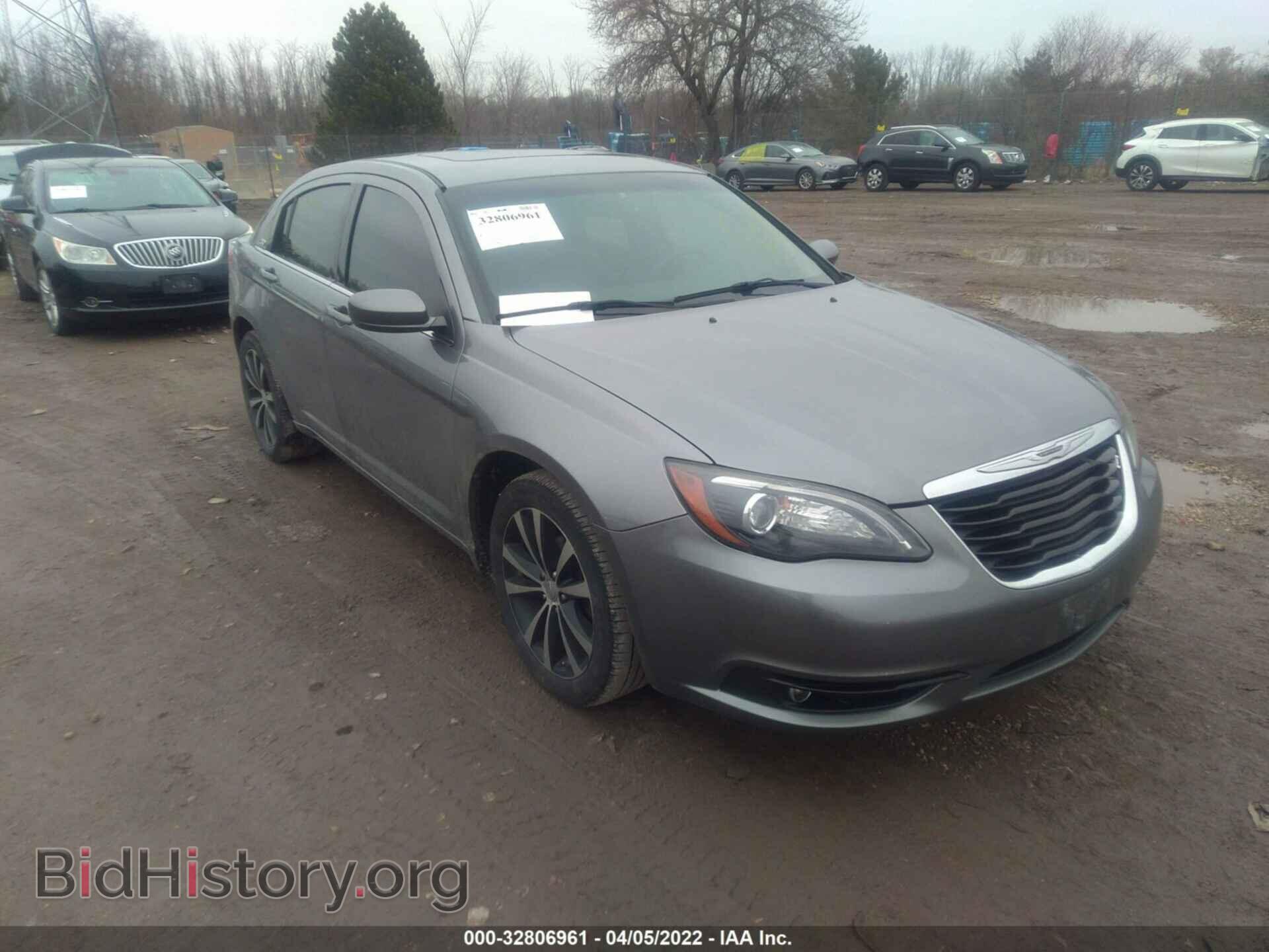 Фотография 1C3BC8FG8BN600164 - CHRYSLER 200 2011