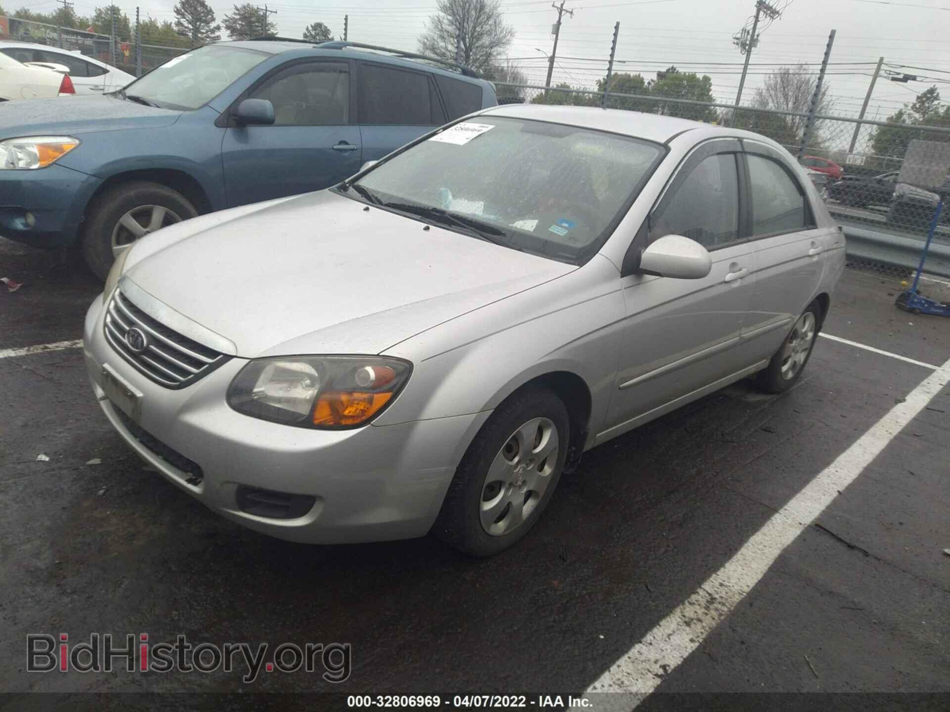 2009 KIA SPECTRA - VIN: KNAFE221995603880 - Фото 2