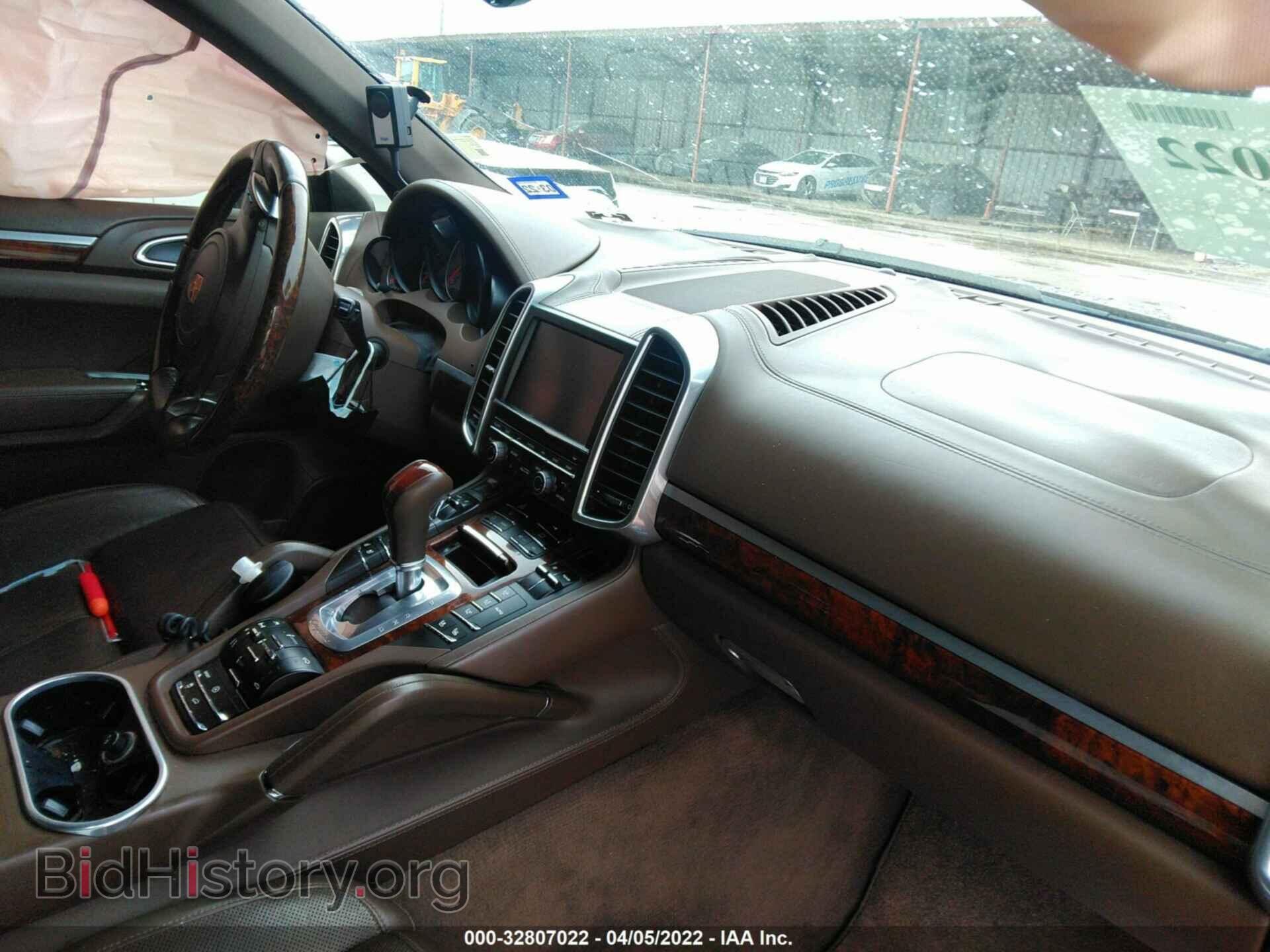 2011 PORSCHE CAYENNE - VIN: WP1AB2A21BLA52280 - Photo 5