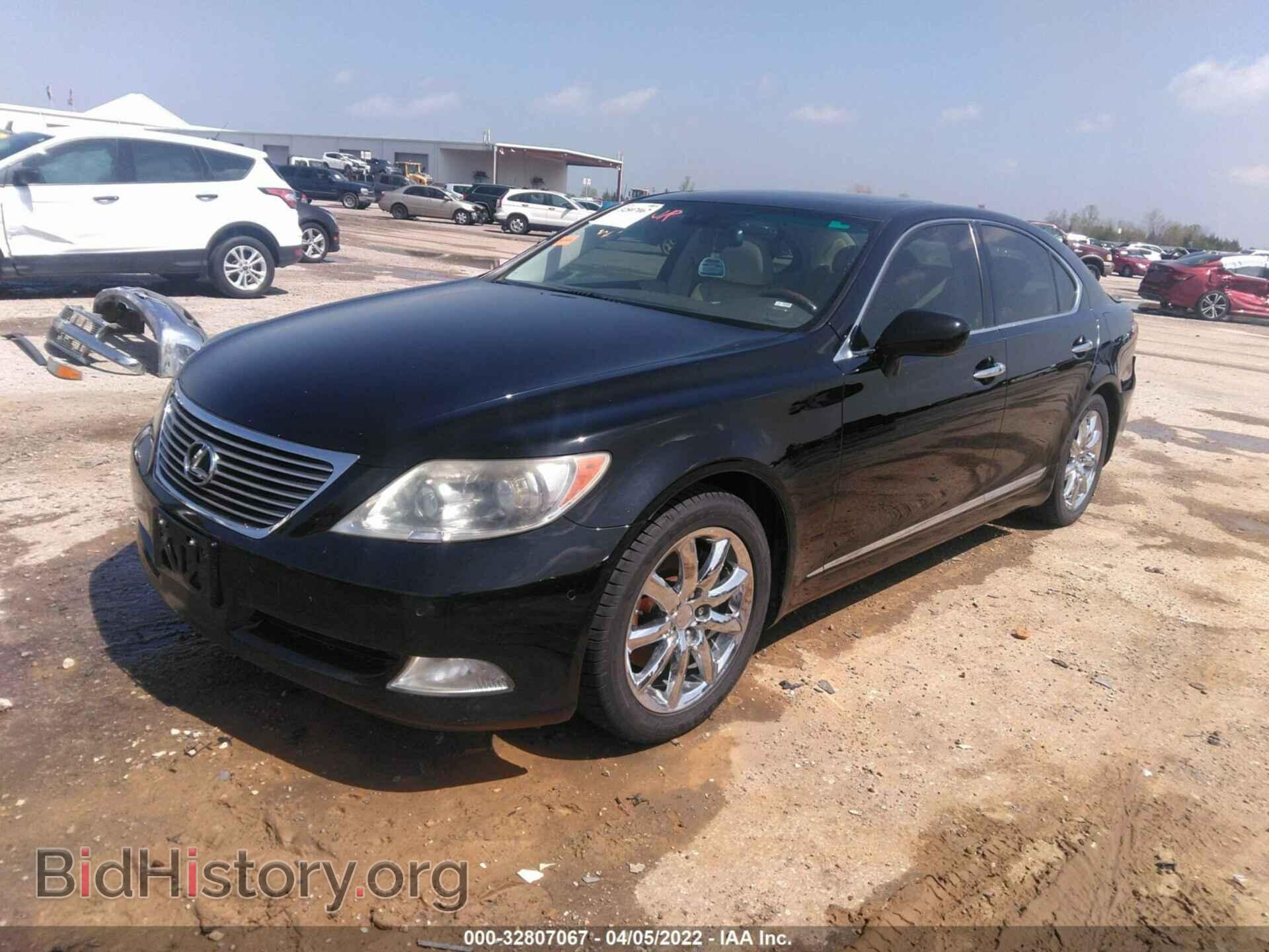 2007 LEXUS LS 460 - VIN: JTHBL46FX75012929 - Photo 2