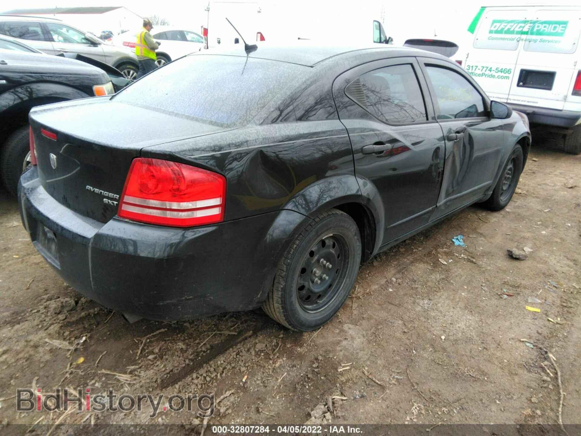 2010 DODGE AVENGER - VIN: 1B3CC4FB3AN155040 - Photo 4