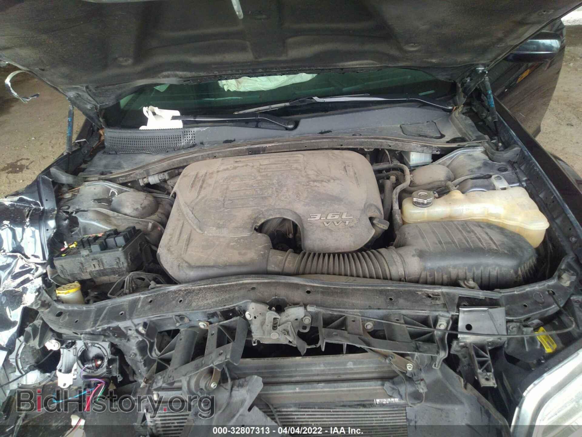 2017 CHRYSLER 300 - VIN: 2C3CCAAG0HH608165 - Фото 10