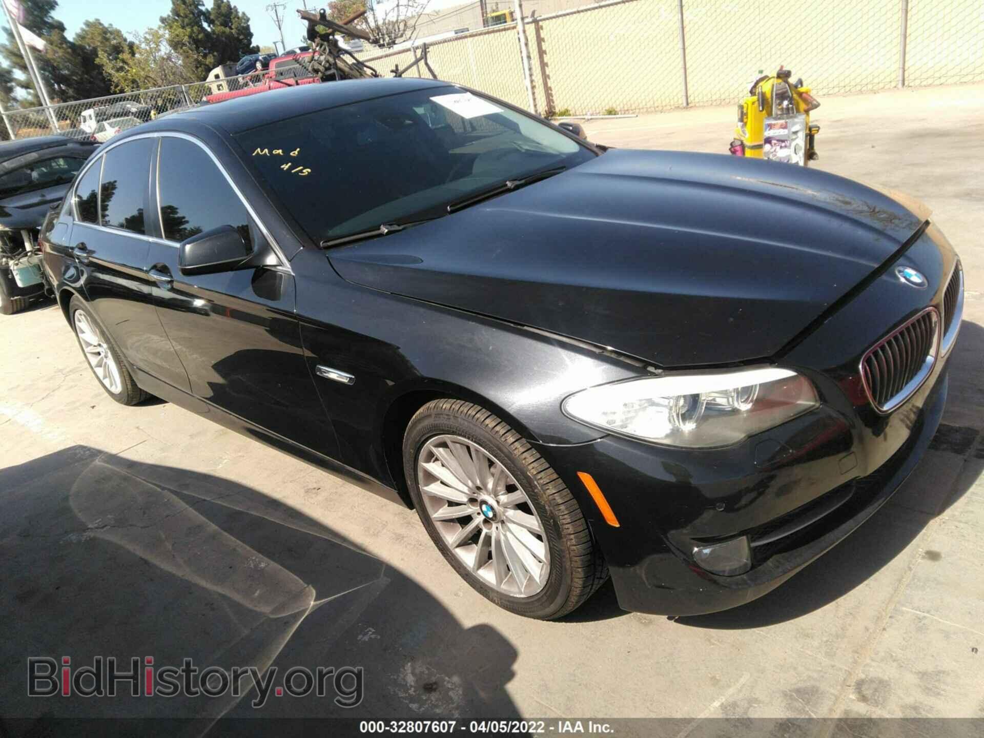 Фотография WBAFR7C50BC603979 - BMW 5 SERIES 2011
