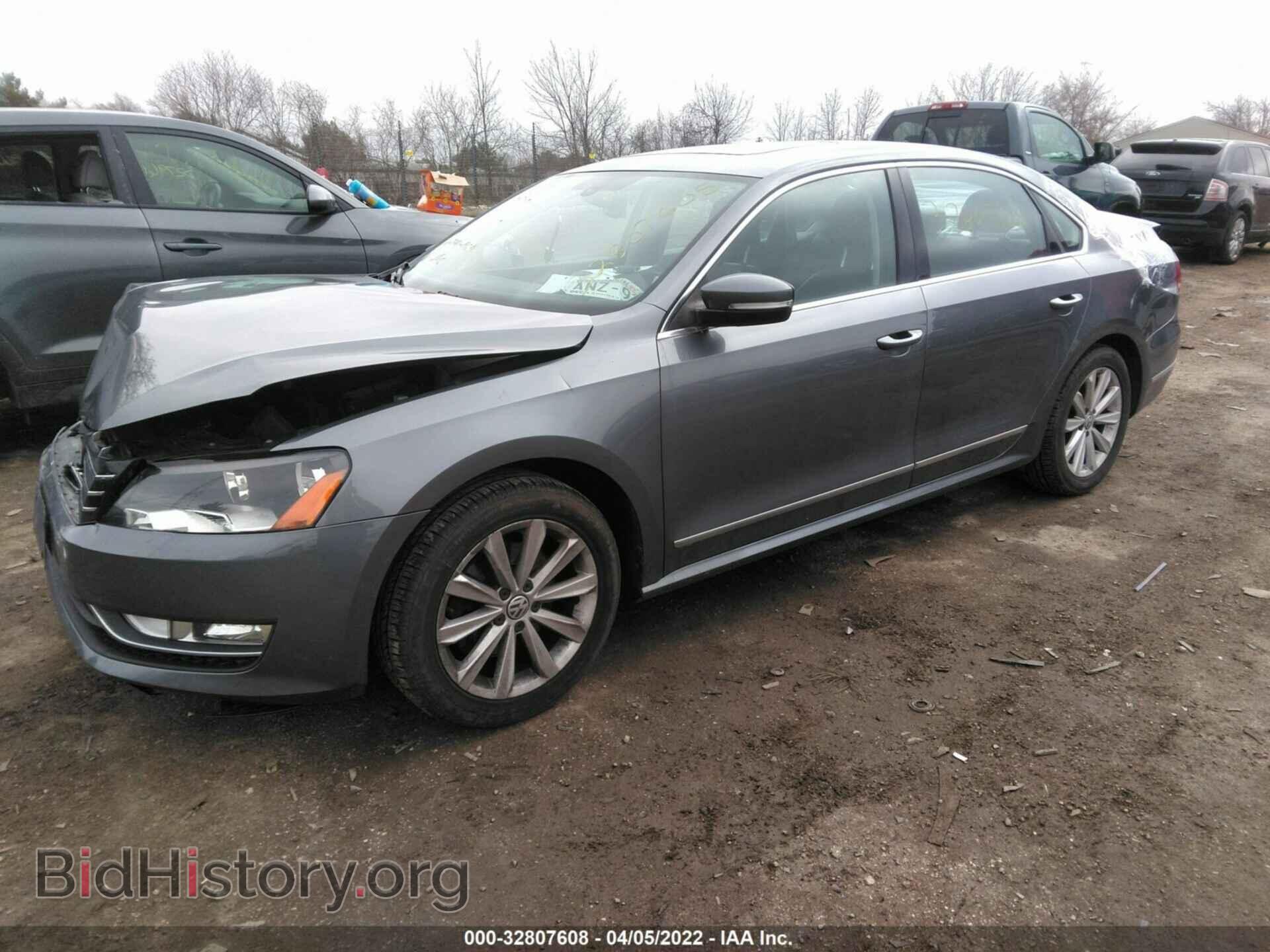 2013 VOLKSWAGEN PASSAT - VIN: 1VWCH7A32DC047572 - Фото 2