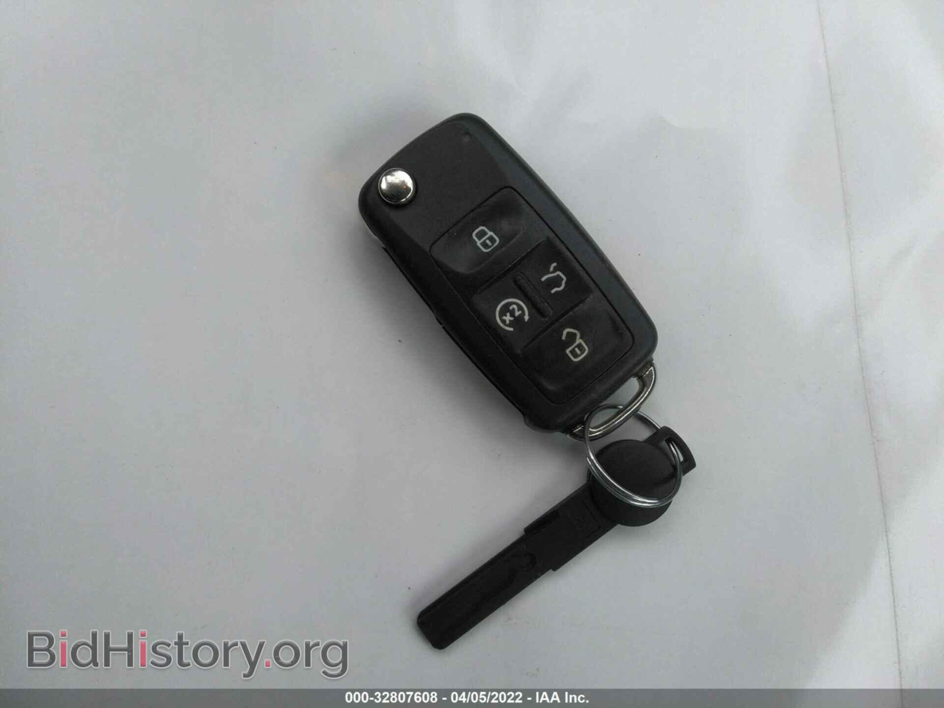 2013 VOLKSWAGEN PASSAT - VIN: 1VWCH7A32DC047572 - Фото 6